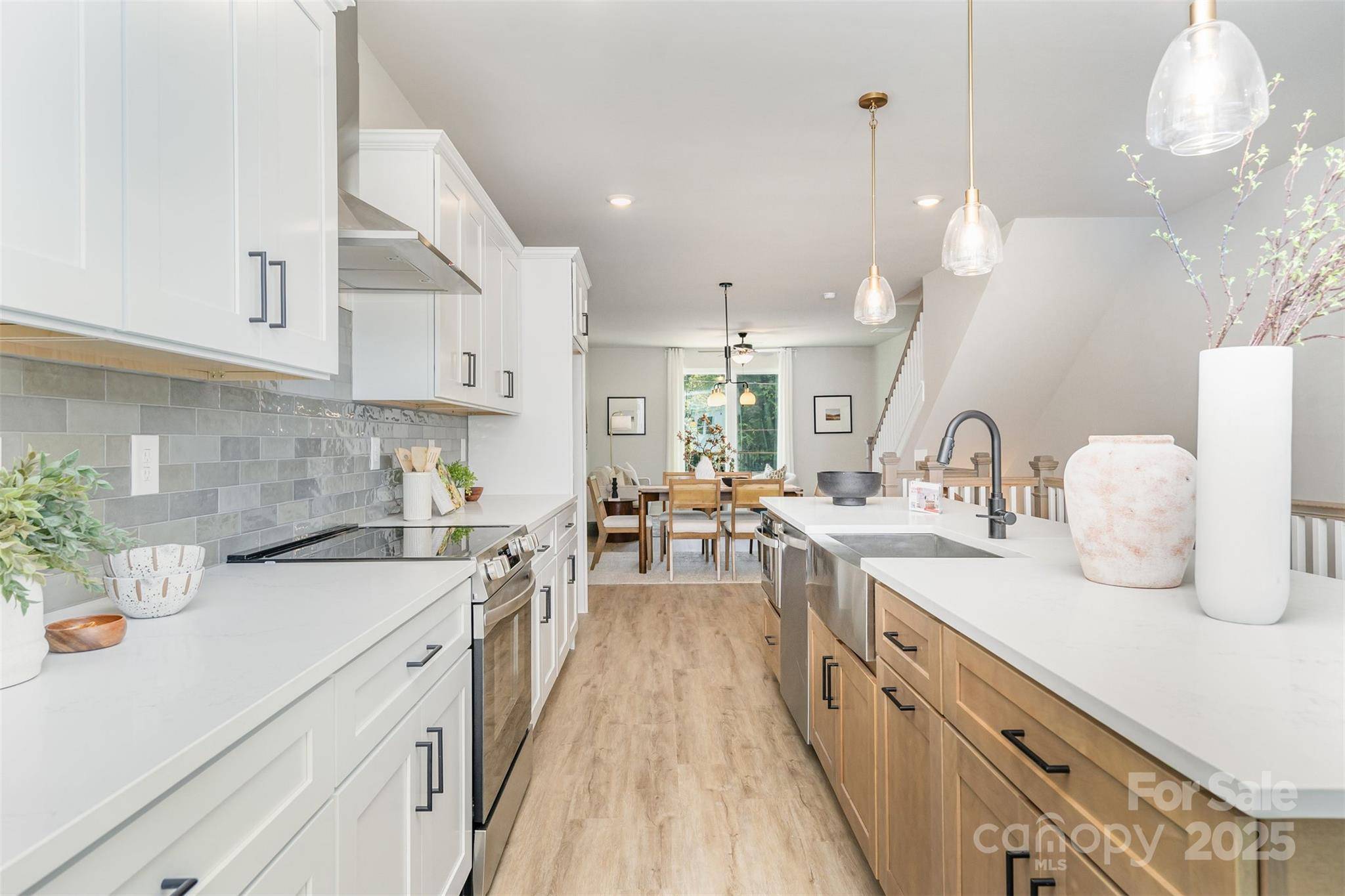 Charlotte, NC 28216,212 Mattoon ST