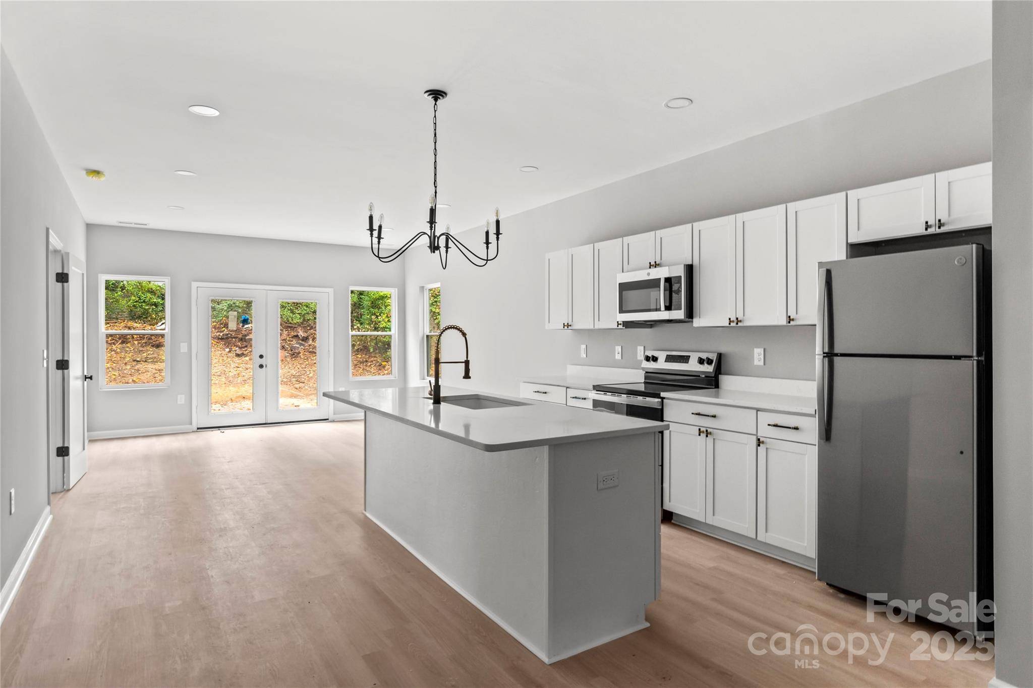 Winston Salem, NC 27105,909 Roosevelt ST