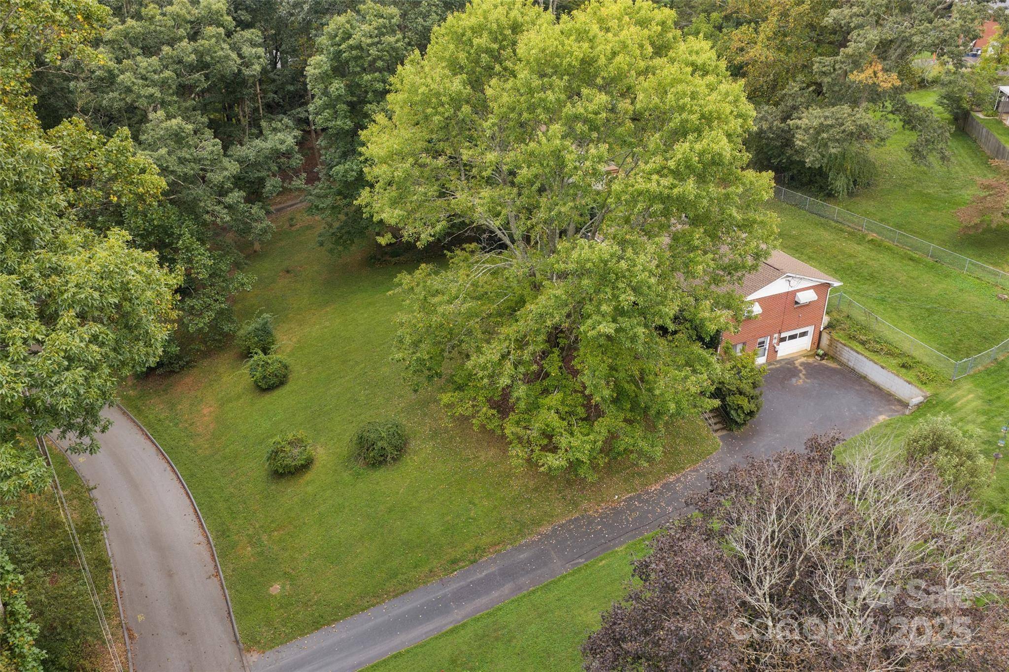 Asheville, NC 28806,25 Baker DR