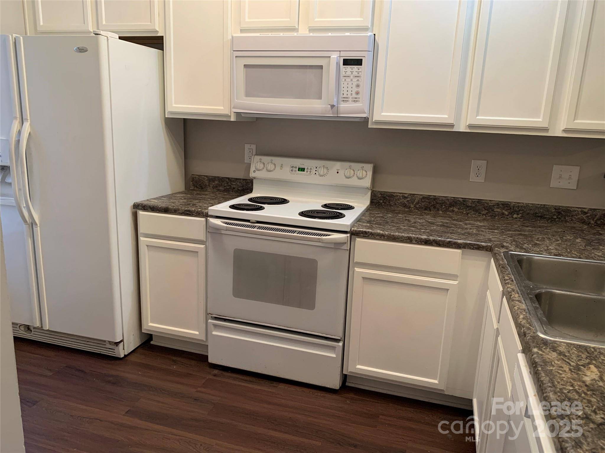 Charlotte, NC 28269,2726 Avalon Loop RD