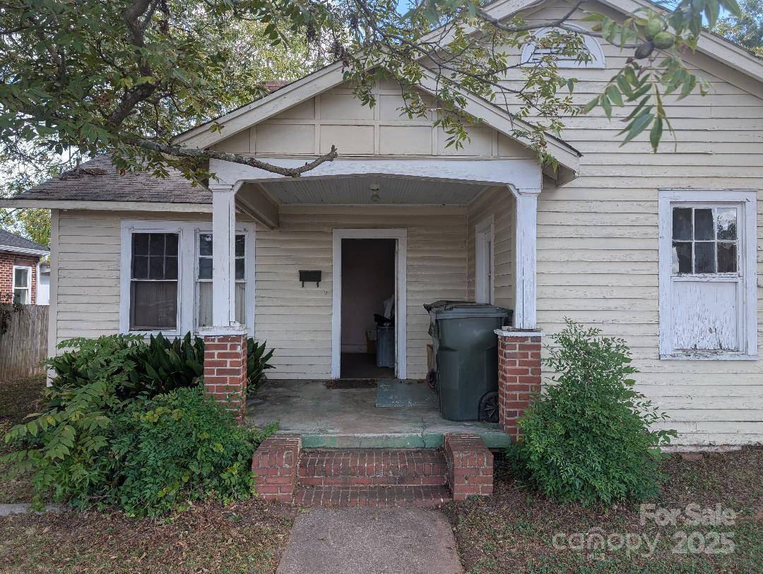 Rock Hill, SC 29730,207 S Charlotte AVE S