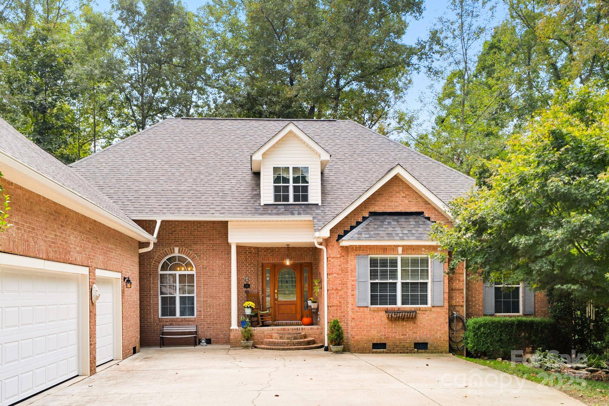 Clover, SC 29710,316 Brigadier DR