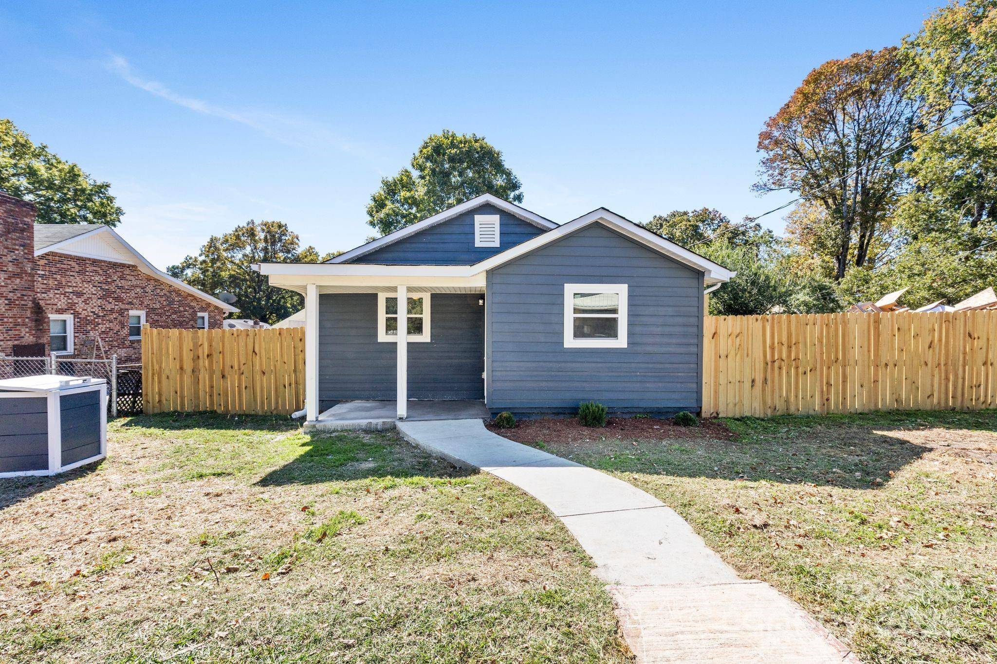 Belmont, NC 28012,104 Crest ST