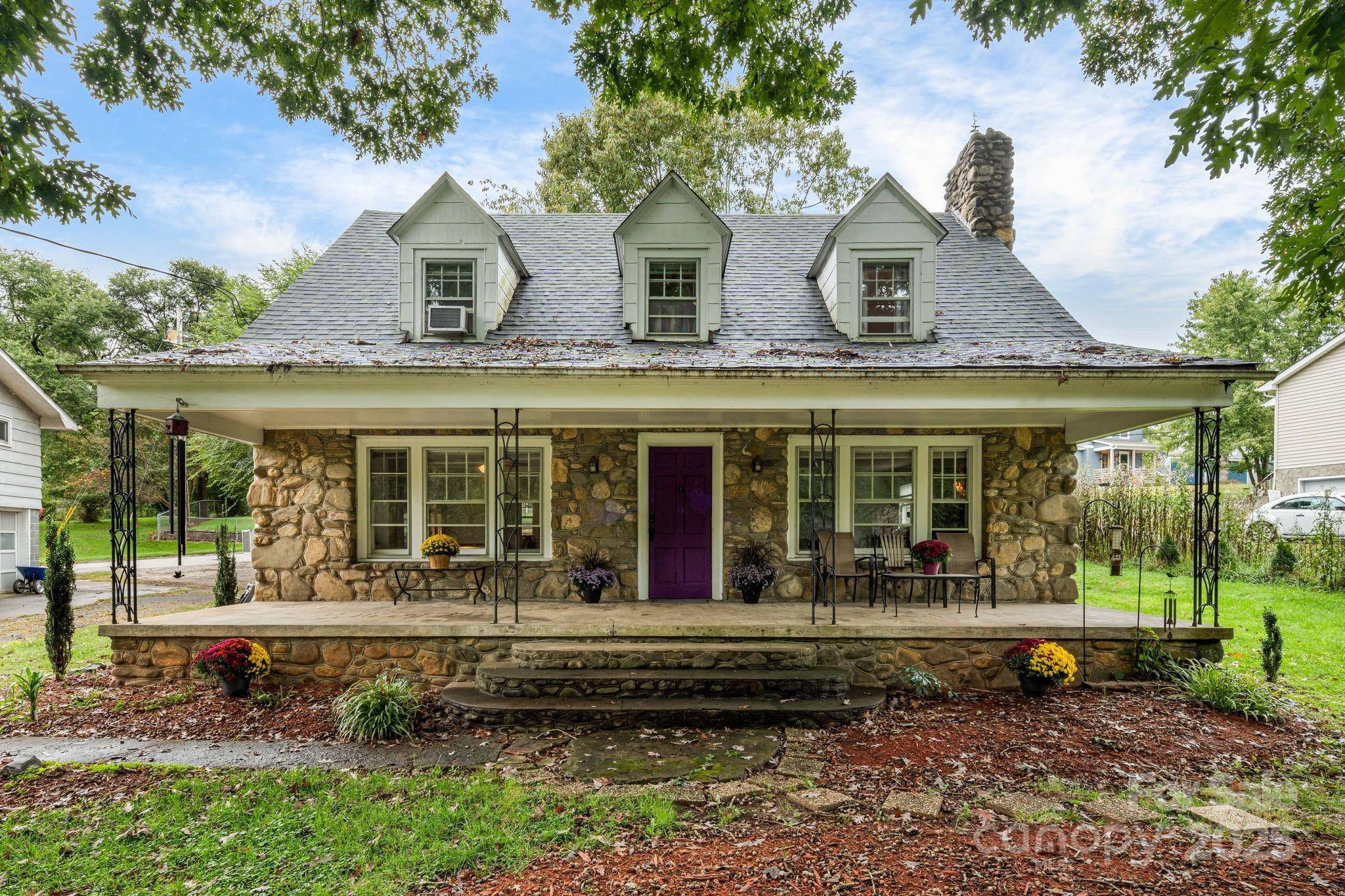 Candler, NC 28715,51 Gudger RD