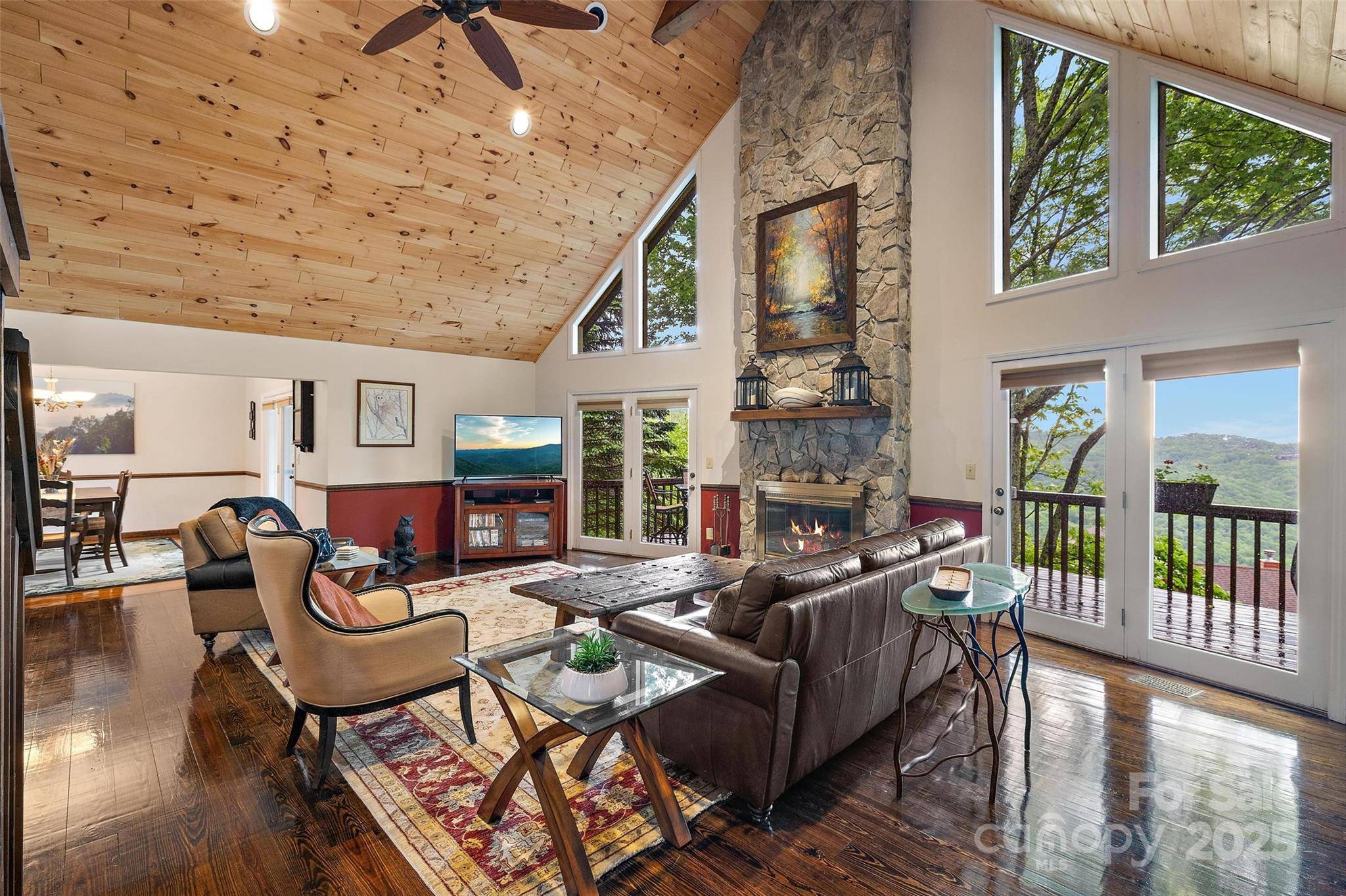 Beech Mountain, NC 28604,331 Pinnacle Ridge RD