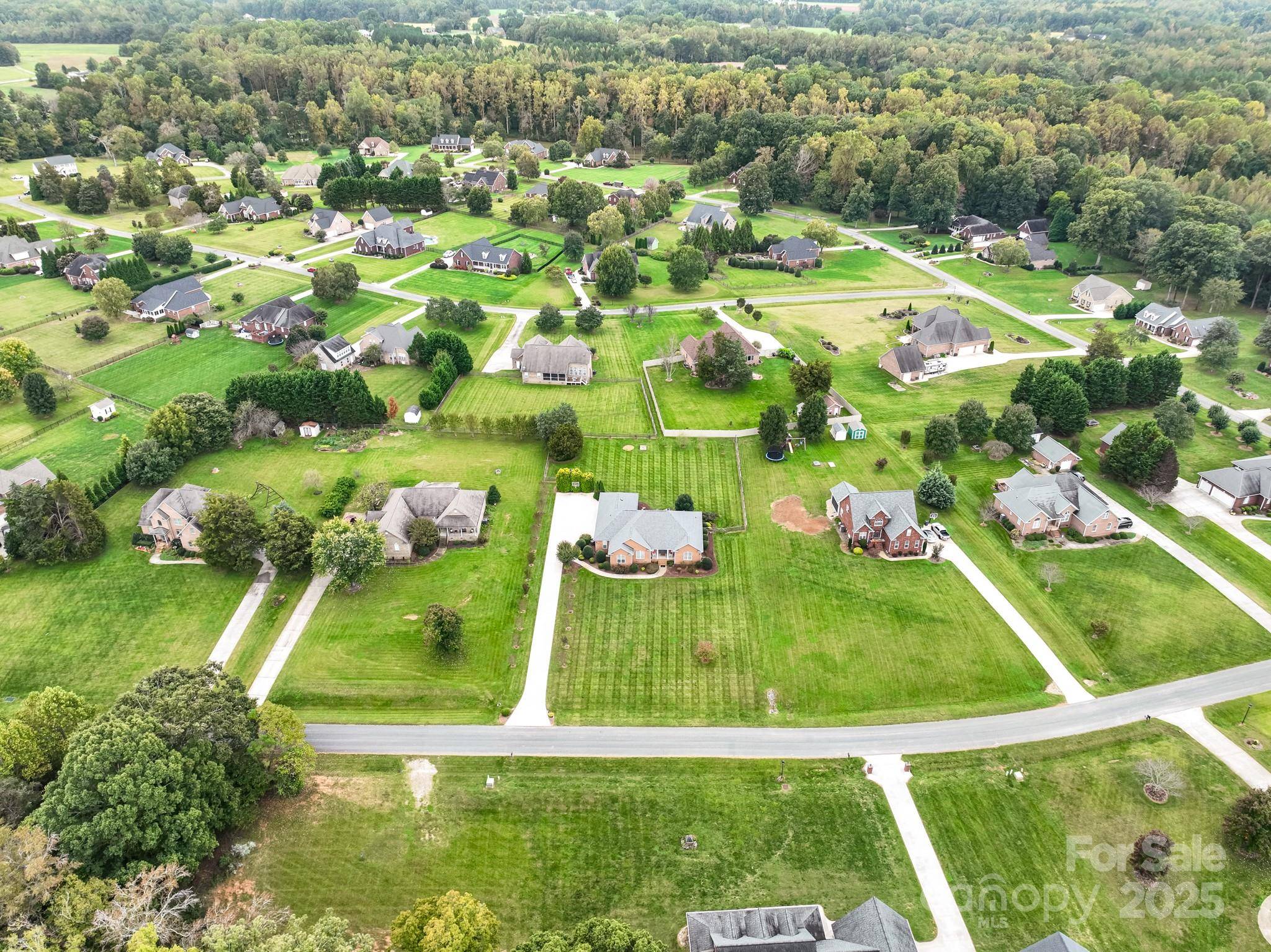 Salisbury, NC 28147,611 Davis Farm DR