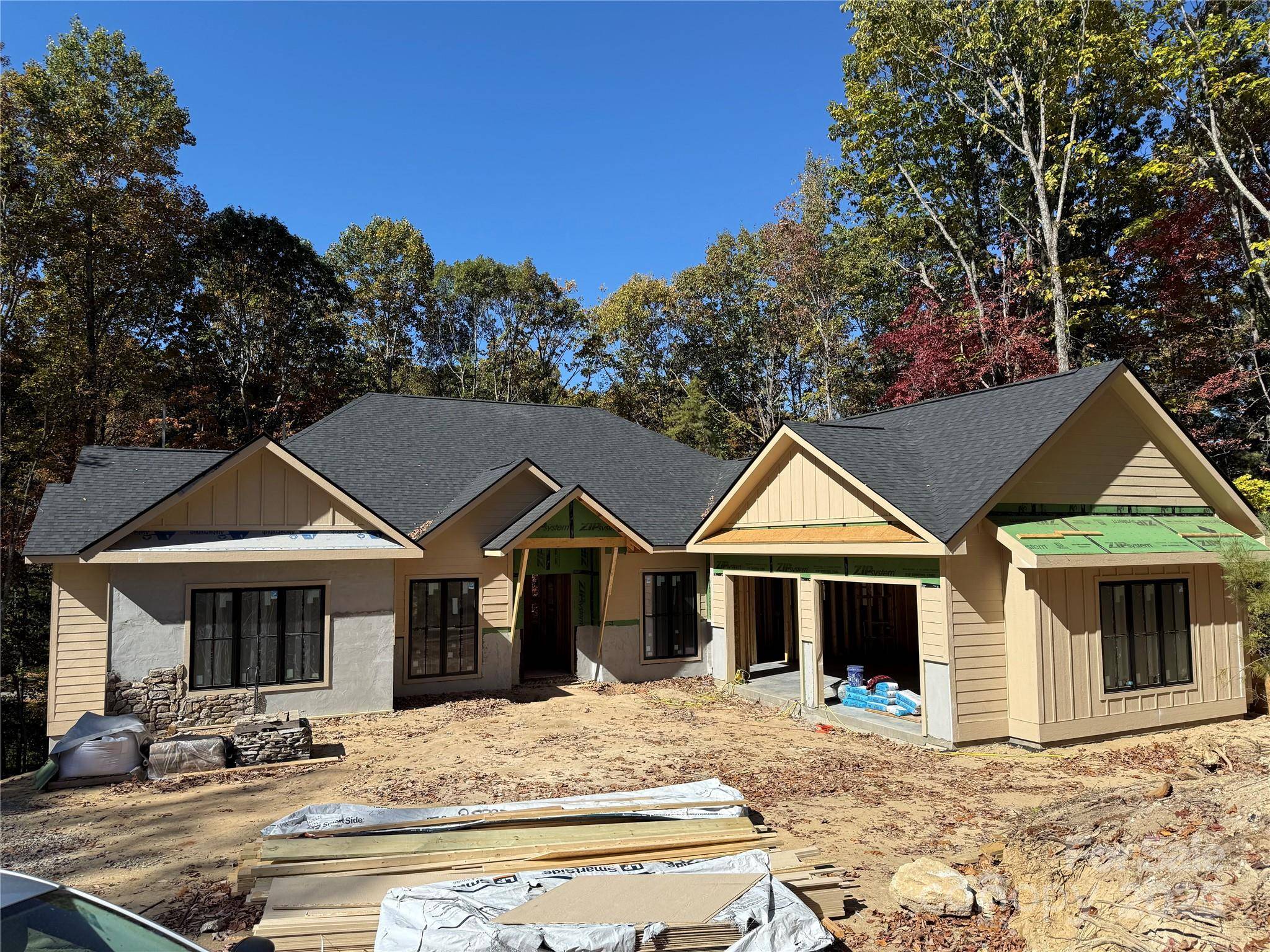 Hendersonville, NC 28739,99 Little Cherokee RDG