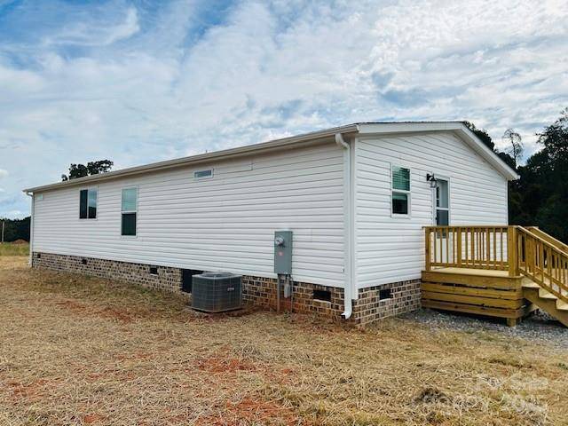 Hamptonville, NC 27020,501 Eagle Mills RD