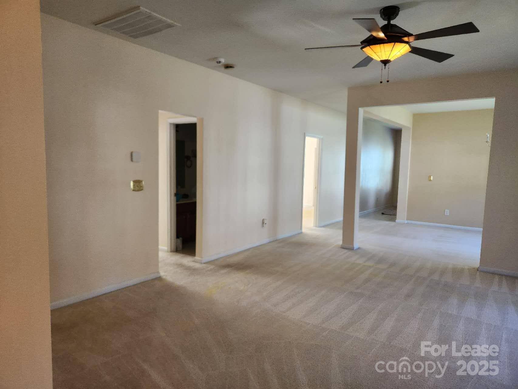 Charlotte, NC 28278,4800 Spruce Peak RD