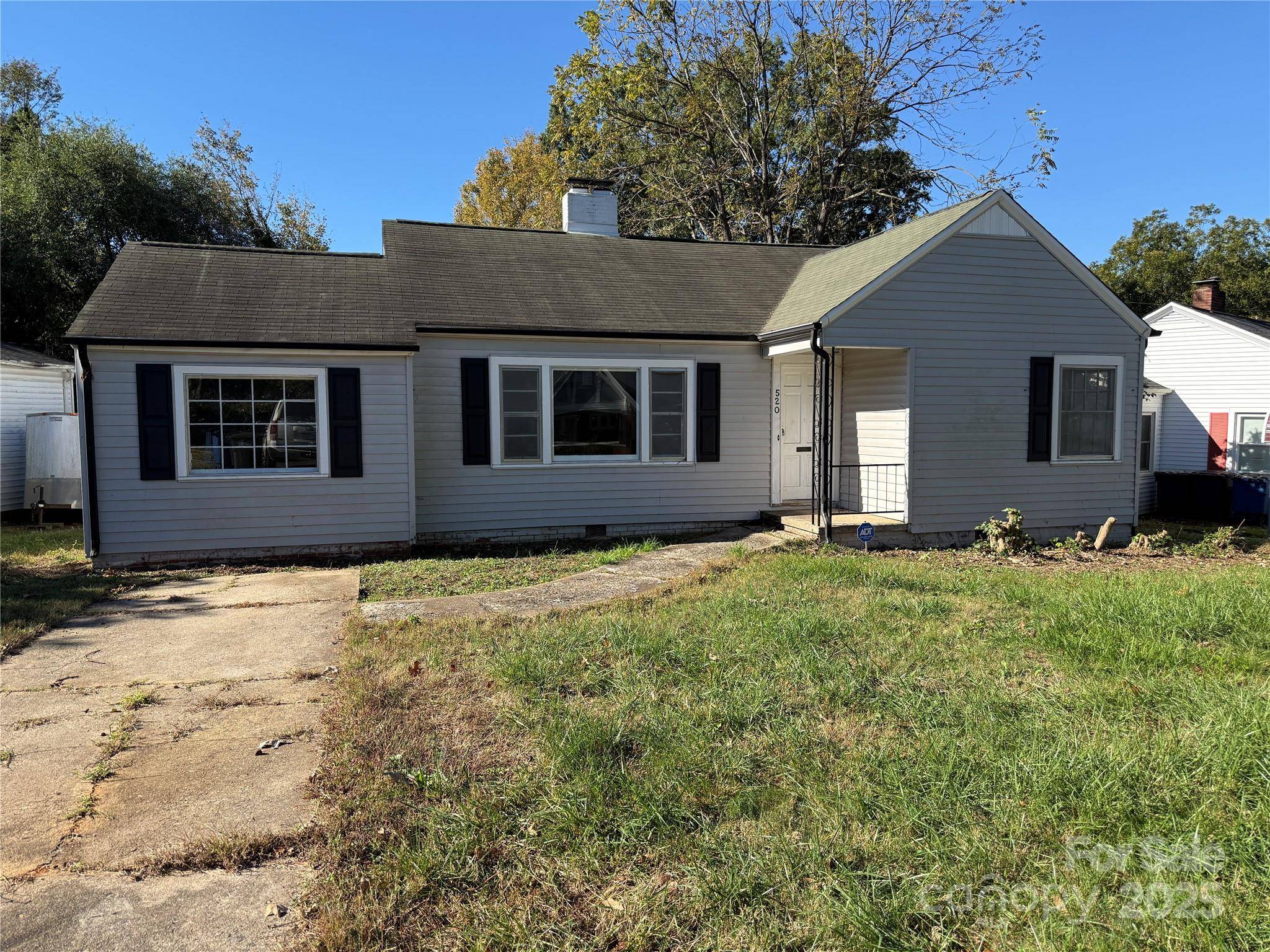 Statesville, NC 28677,520 Margaret DR