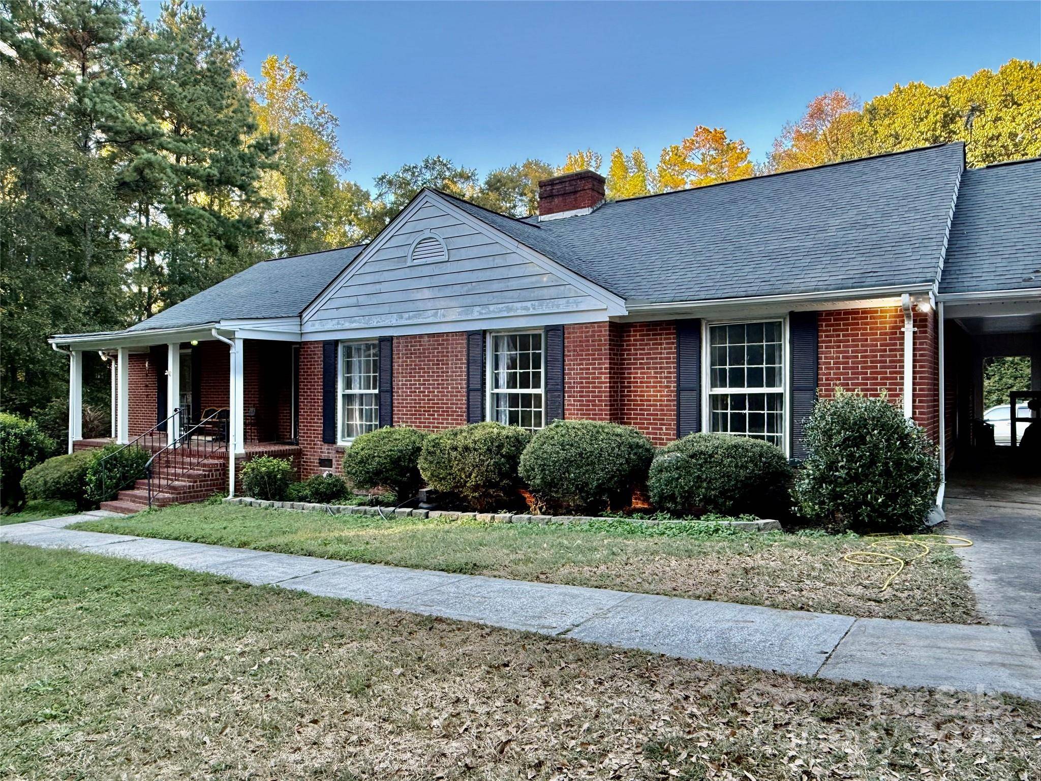 Great Falls, SC 29055,43 Pinecrest AVE