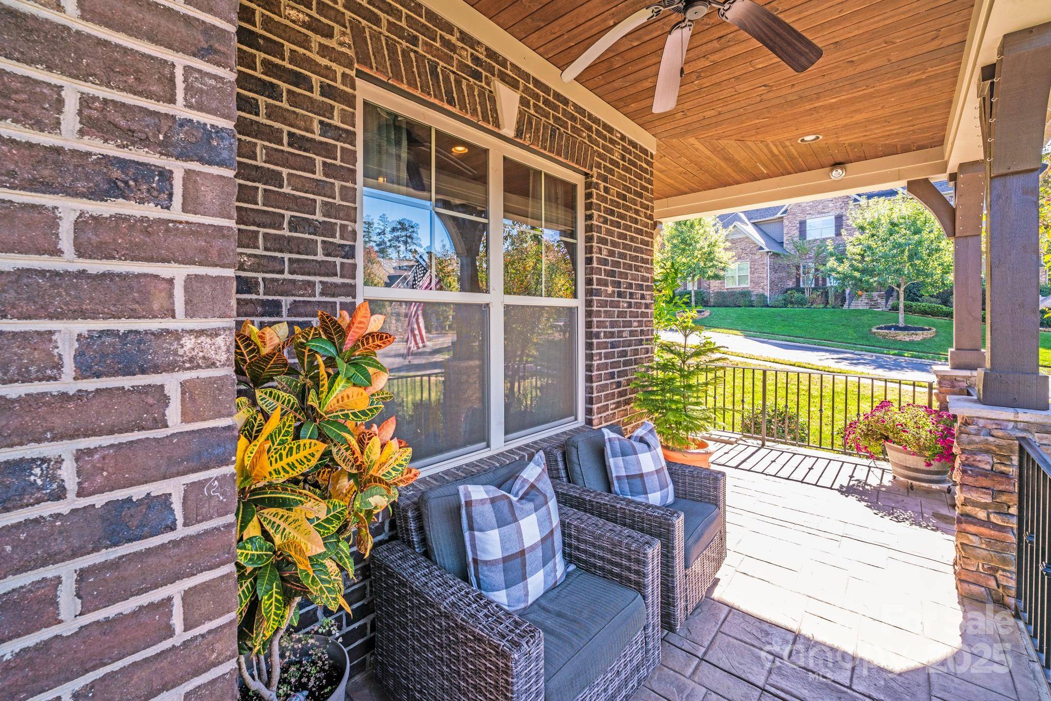 Tega Cay, SC 29708,126 Forsythia LN