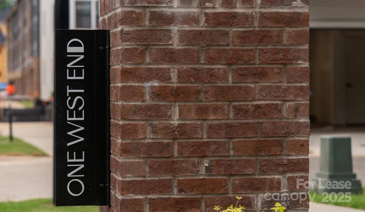 Charlotte, NC 28208,2623 Rozzelles Ferry RD