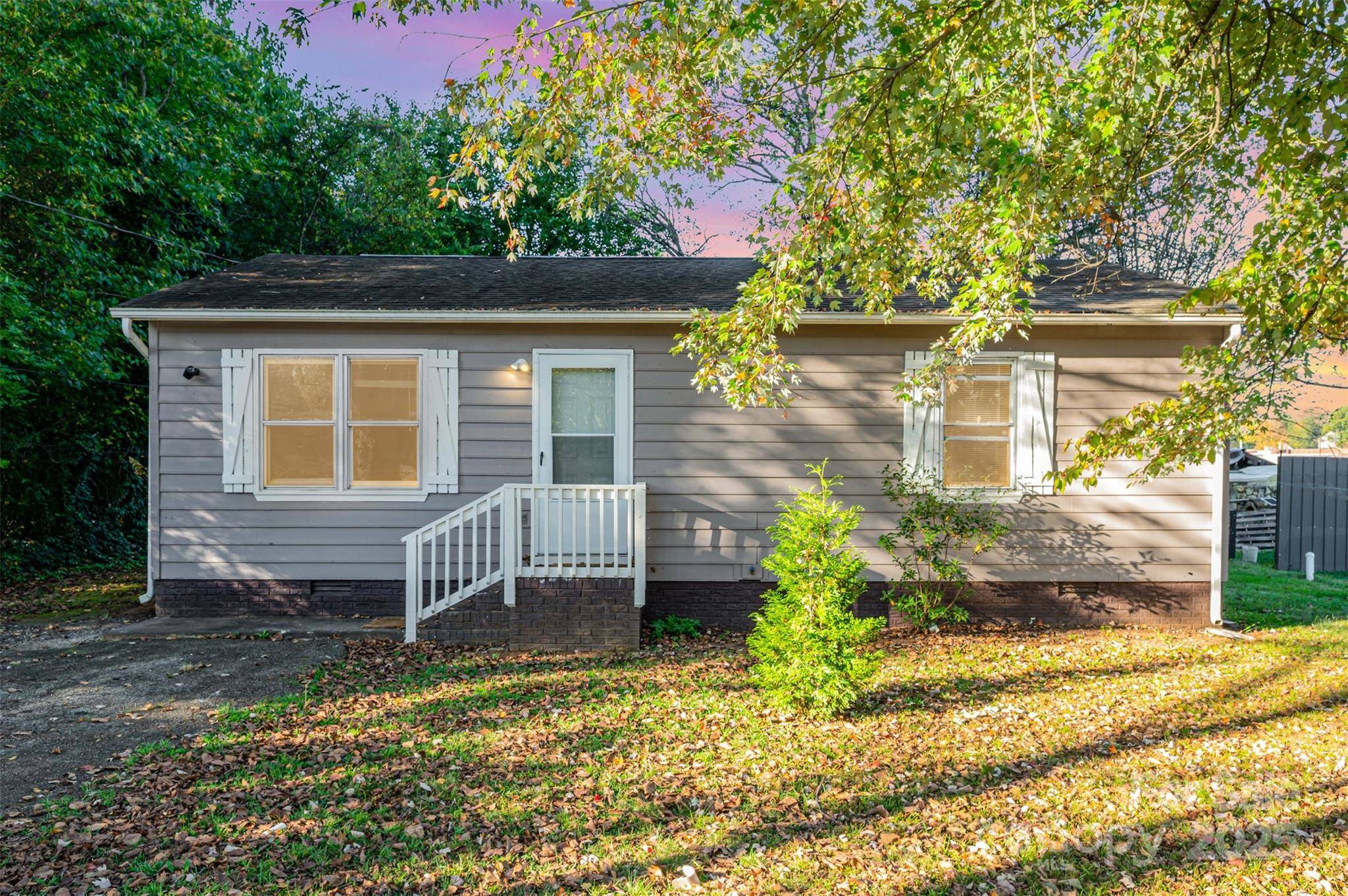 Salisbury, NC 28144,260 Correll ST