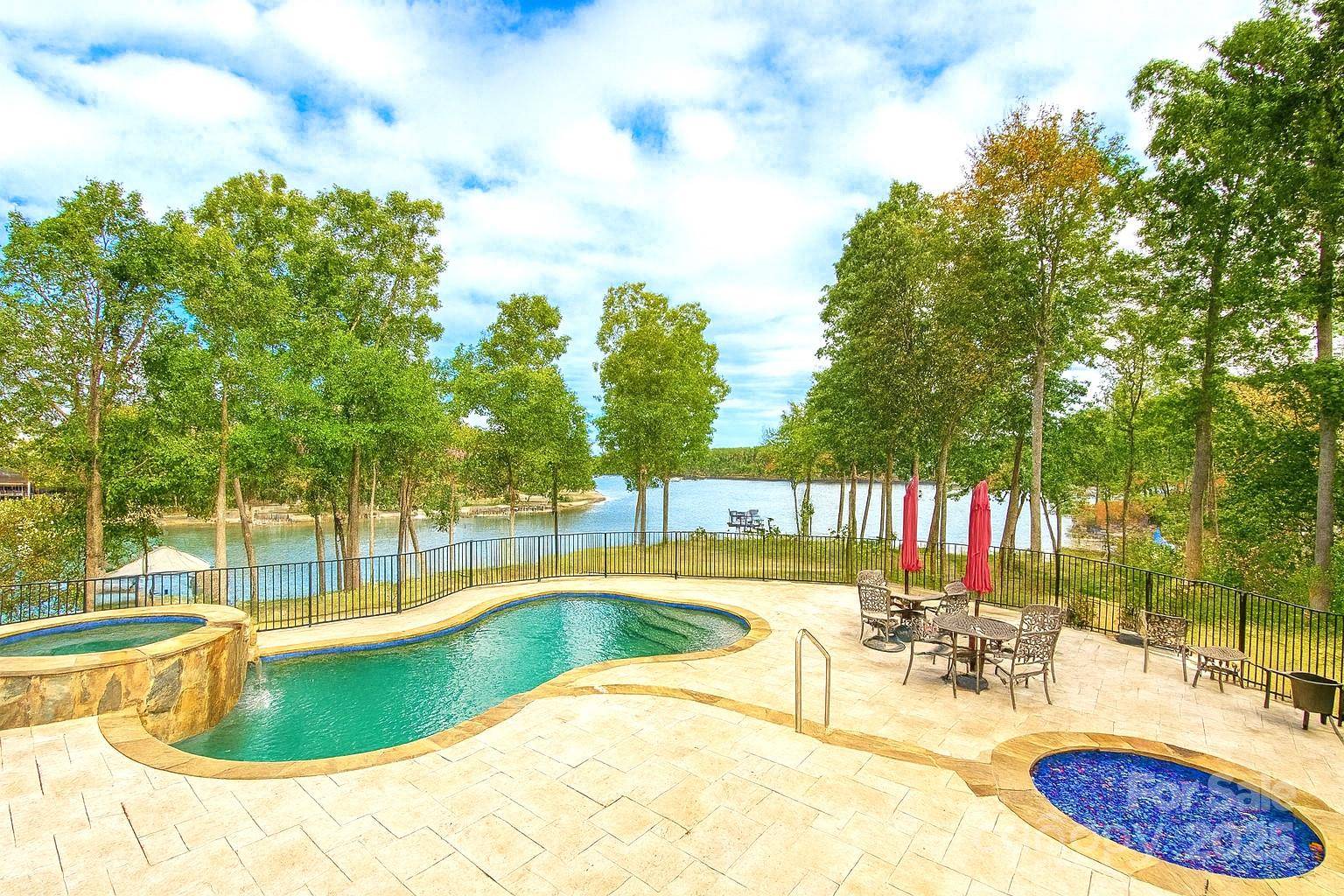 York, SC 29745,3099 Willow Breeze LN