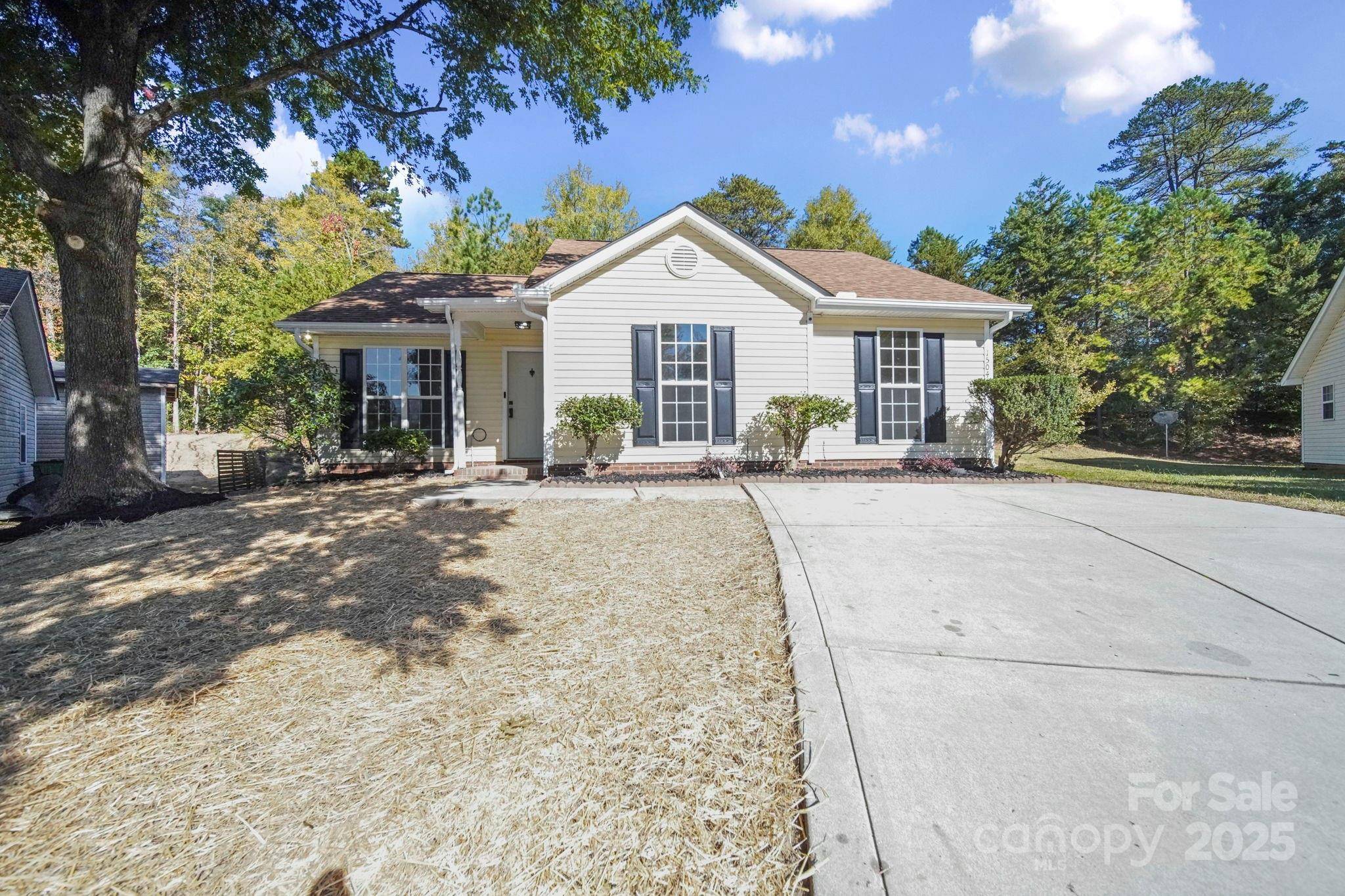 Charlotte, NC 28214,1504 Bear Brook DR