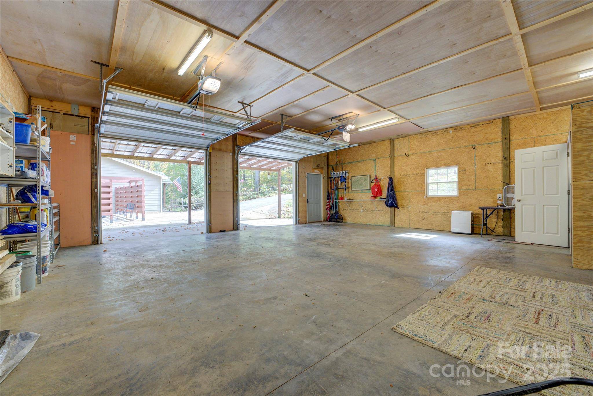 Maggie Valley, NC 28751,27 Maple DR