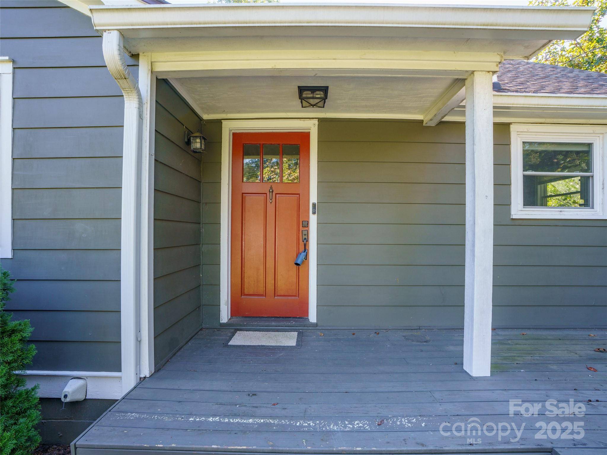 Asheville, NC 28805,103 Aurora DR