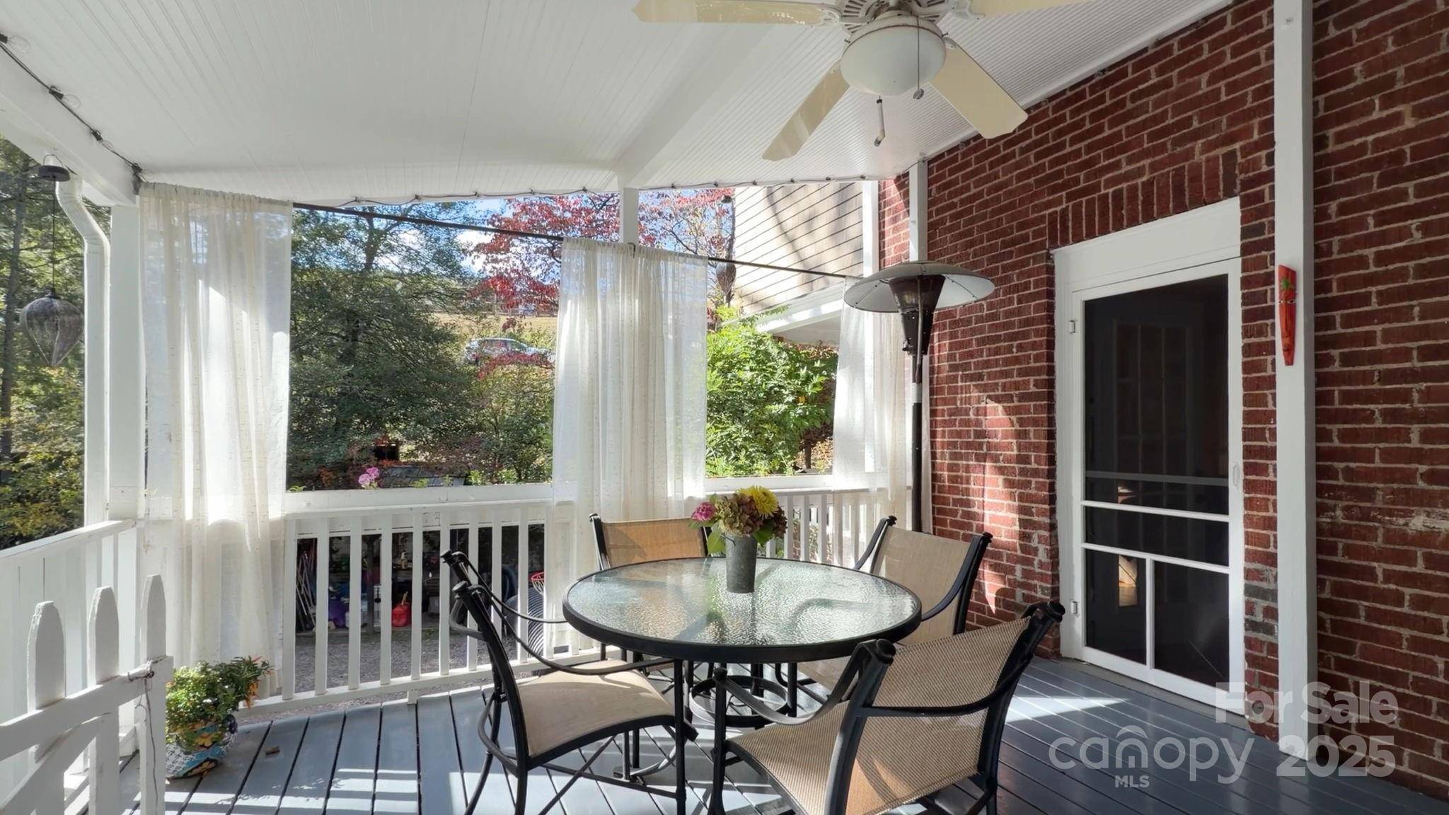 Asheville, NC 28801,5 Celia PL