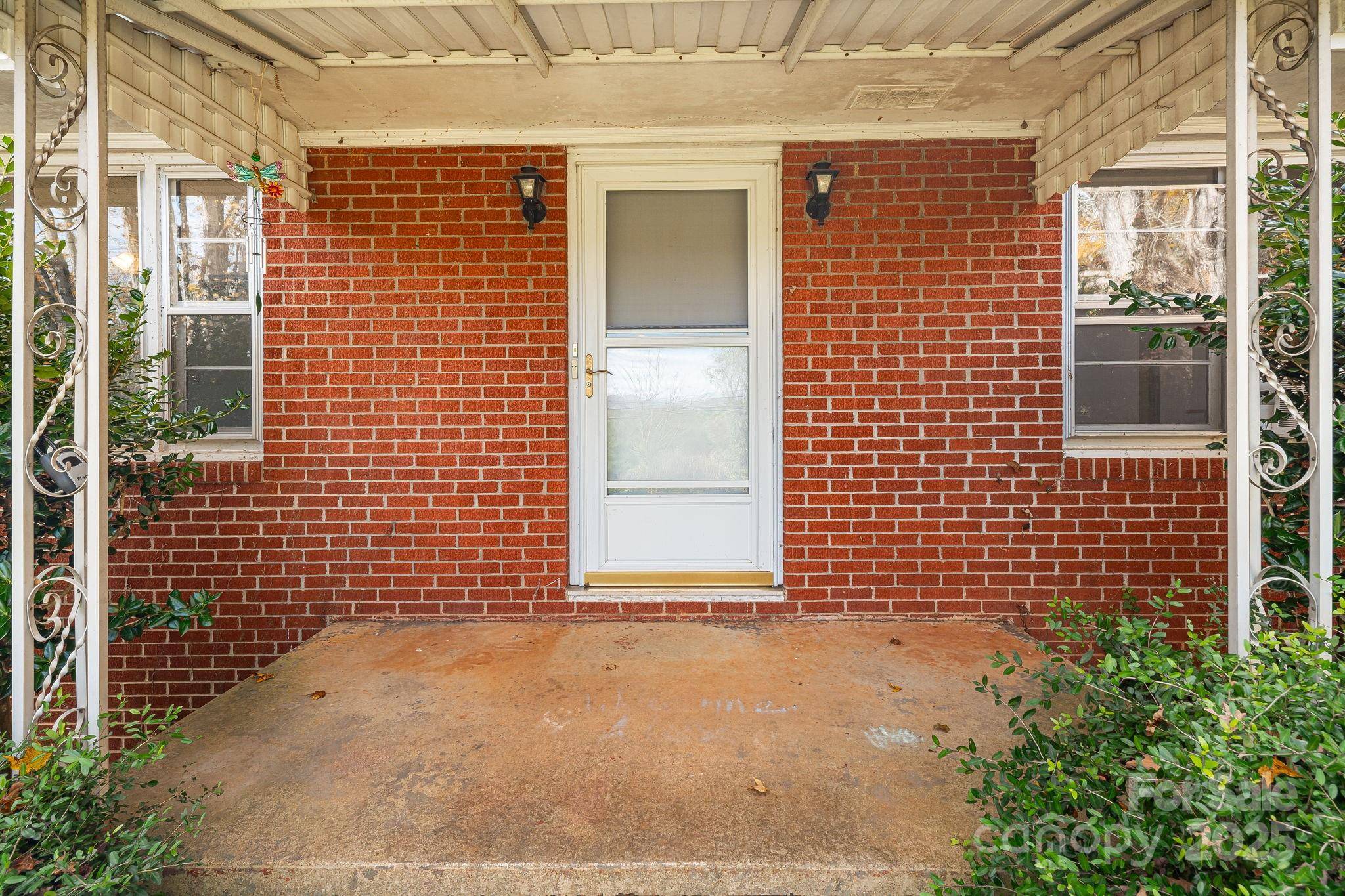 Mars Hill, NC 28754,21 Duck DR #2