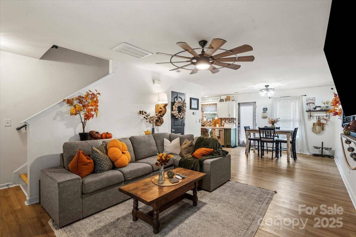 Salisbury, NC 28147,210 Hollybrook CT