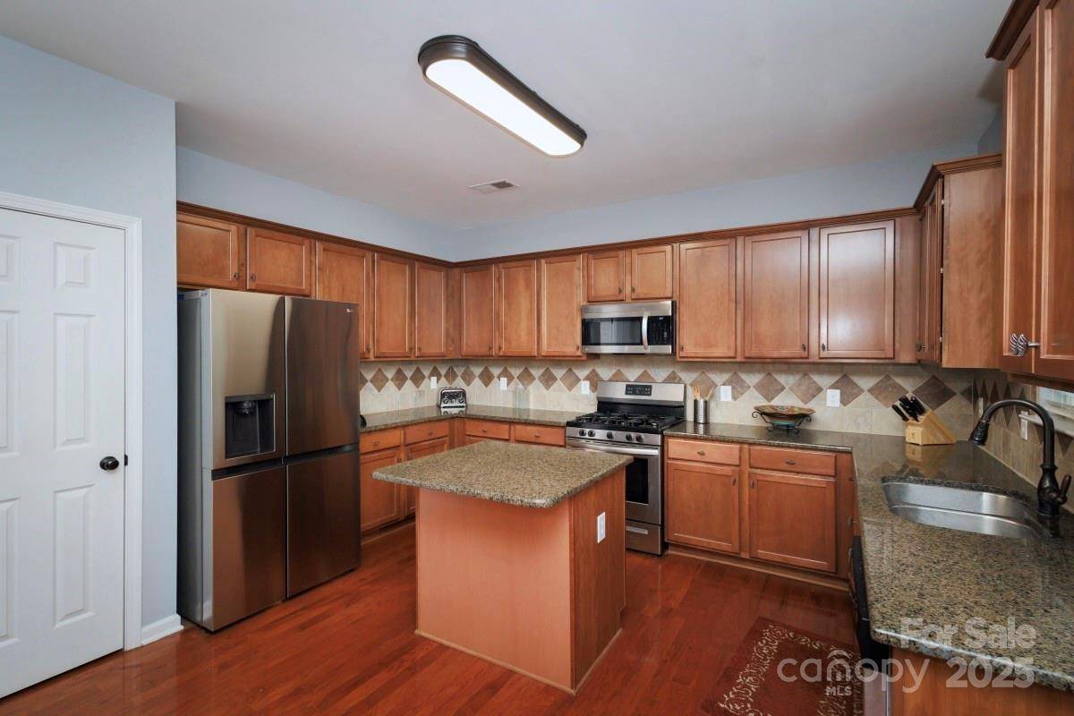 Concord, NC 28027,1457 Prestbury RD