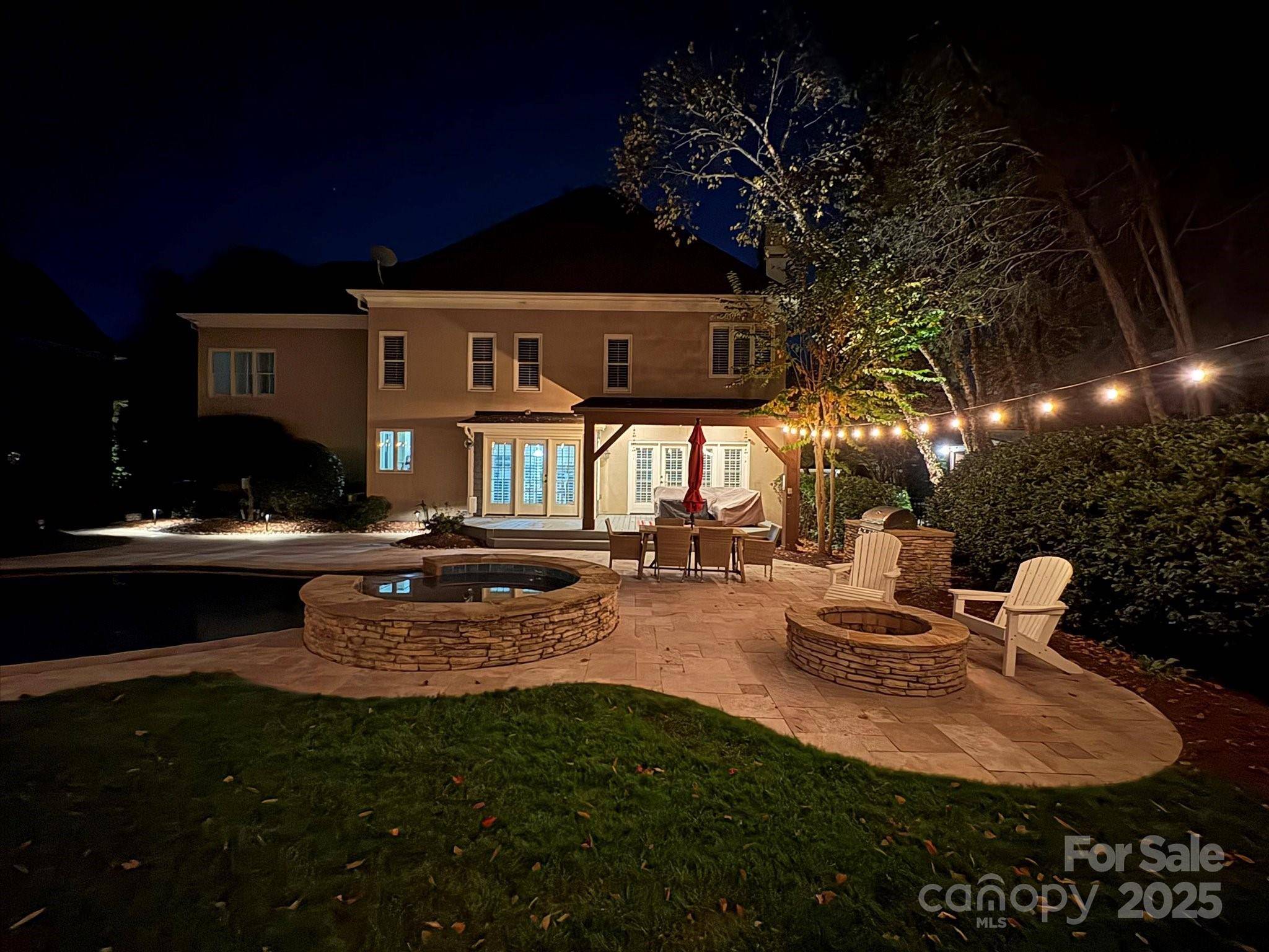 Charlotte, NC 28226,1738 Bardstown RD