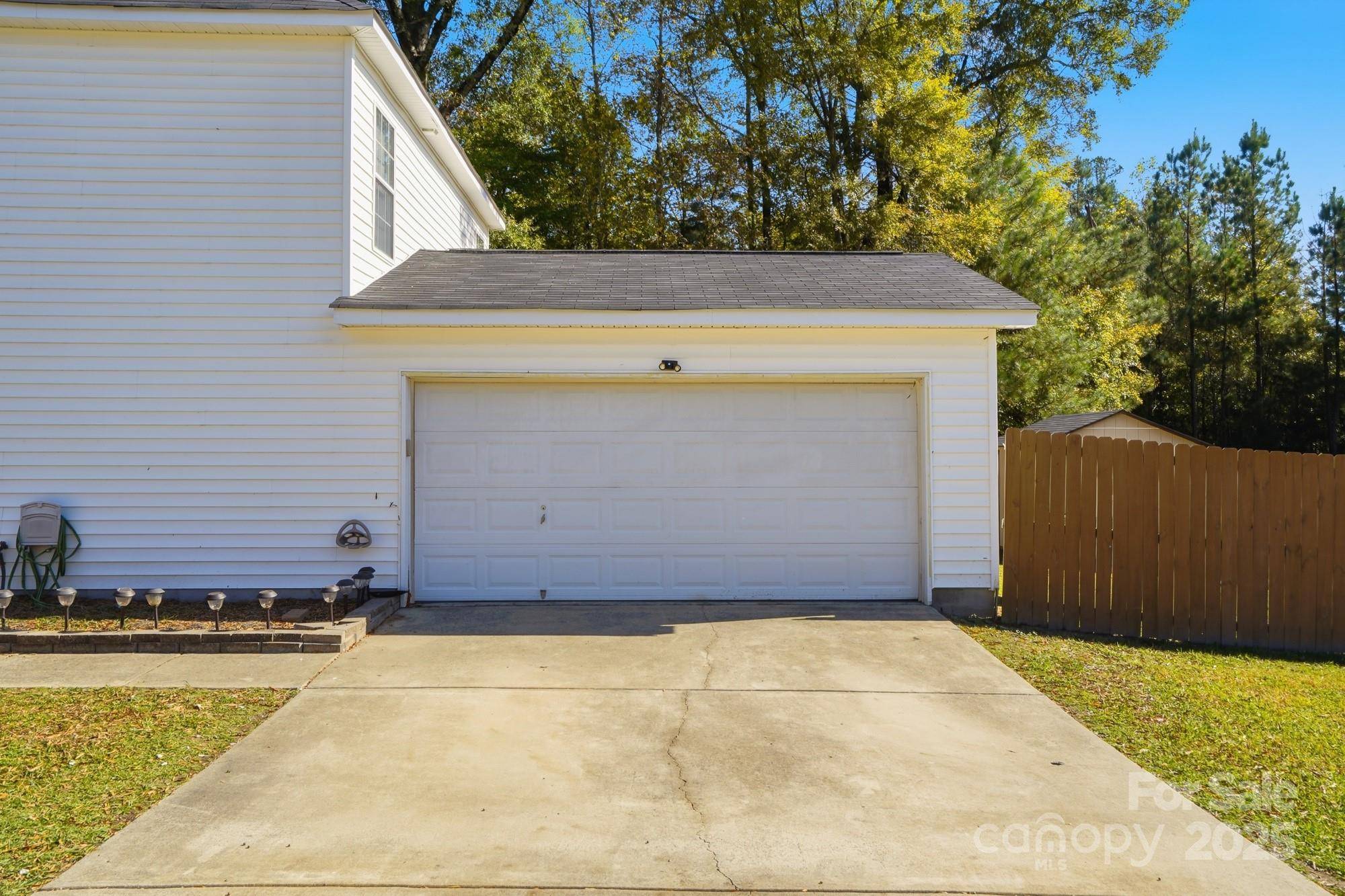 Rock Hill, SC 29730,2003 Capel CT