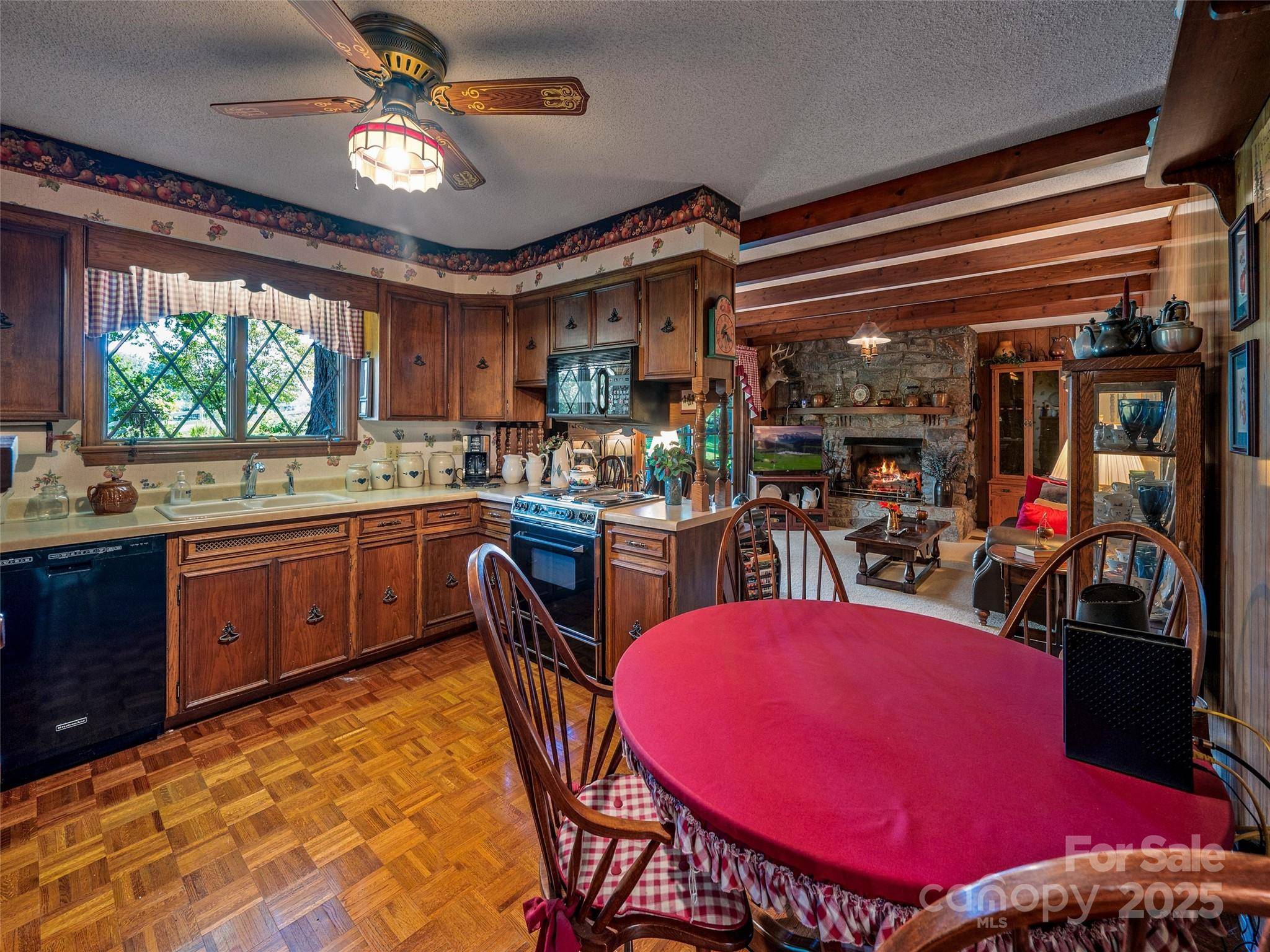 Clyde, NC 28721,134 Lone Oak DR