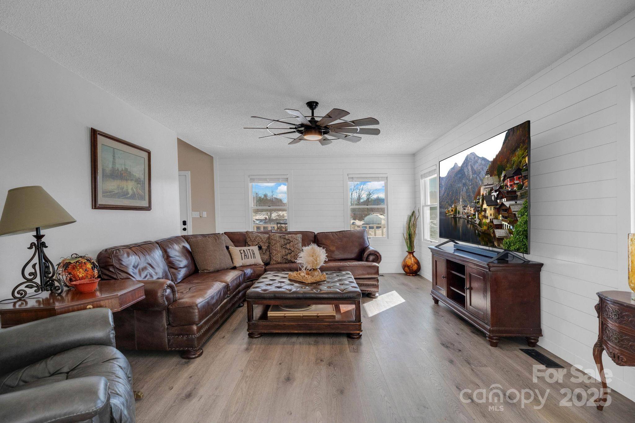 Green Mountain, NC 28740,2581 Double Island RD