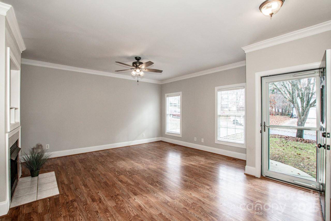 Troutman, NC 28166,146 Valley Glen DR