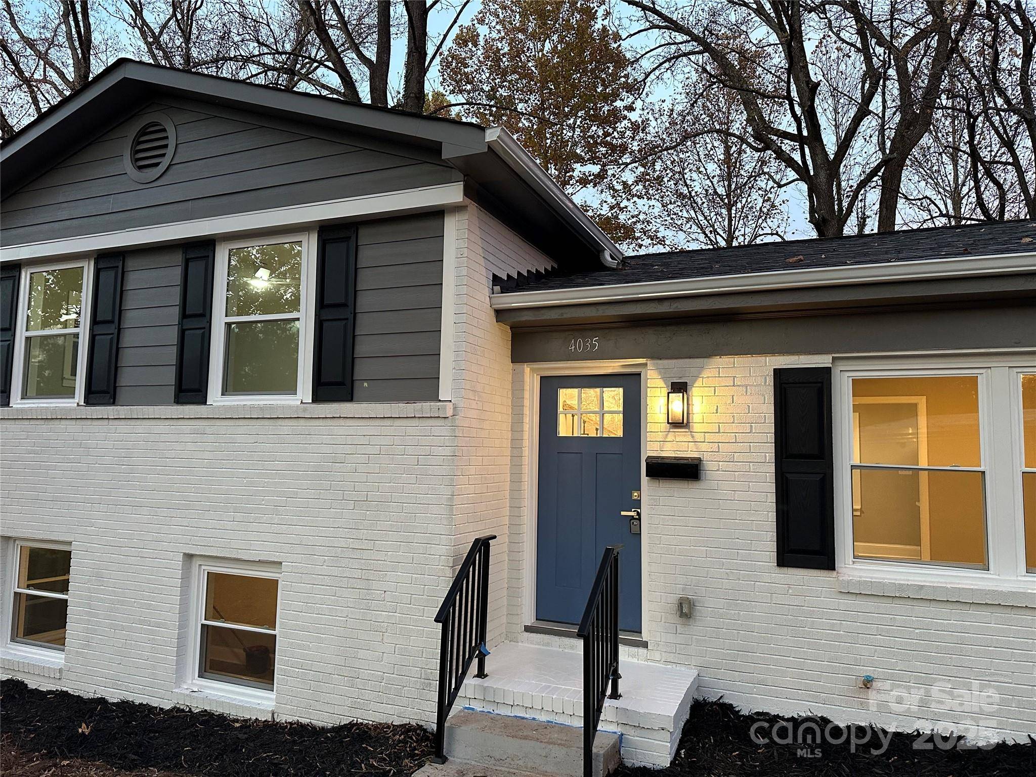 Charlotte, NC 28205,4035 Sheffield DR