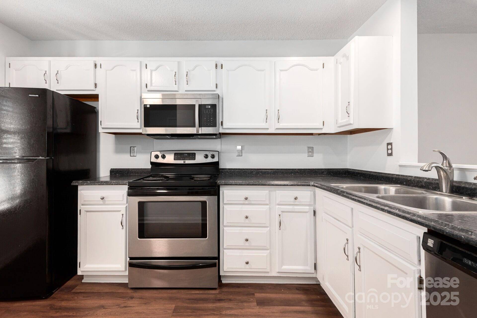 Charlotte, NC 28277,9204 Four Mile Creek RD