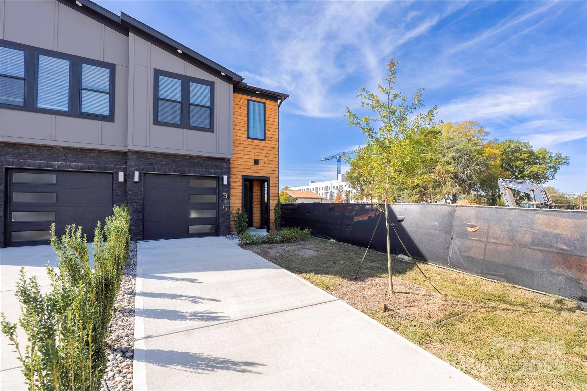 Charlotte, NC 28217,315 E Peterson ST