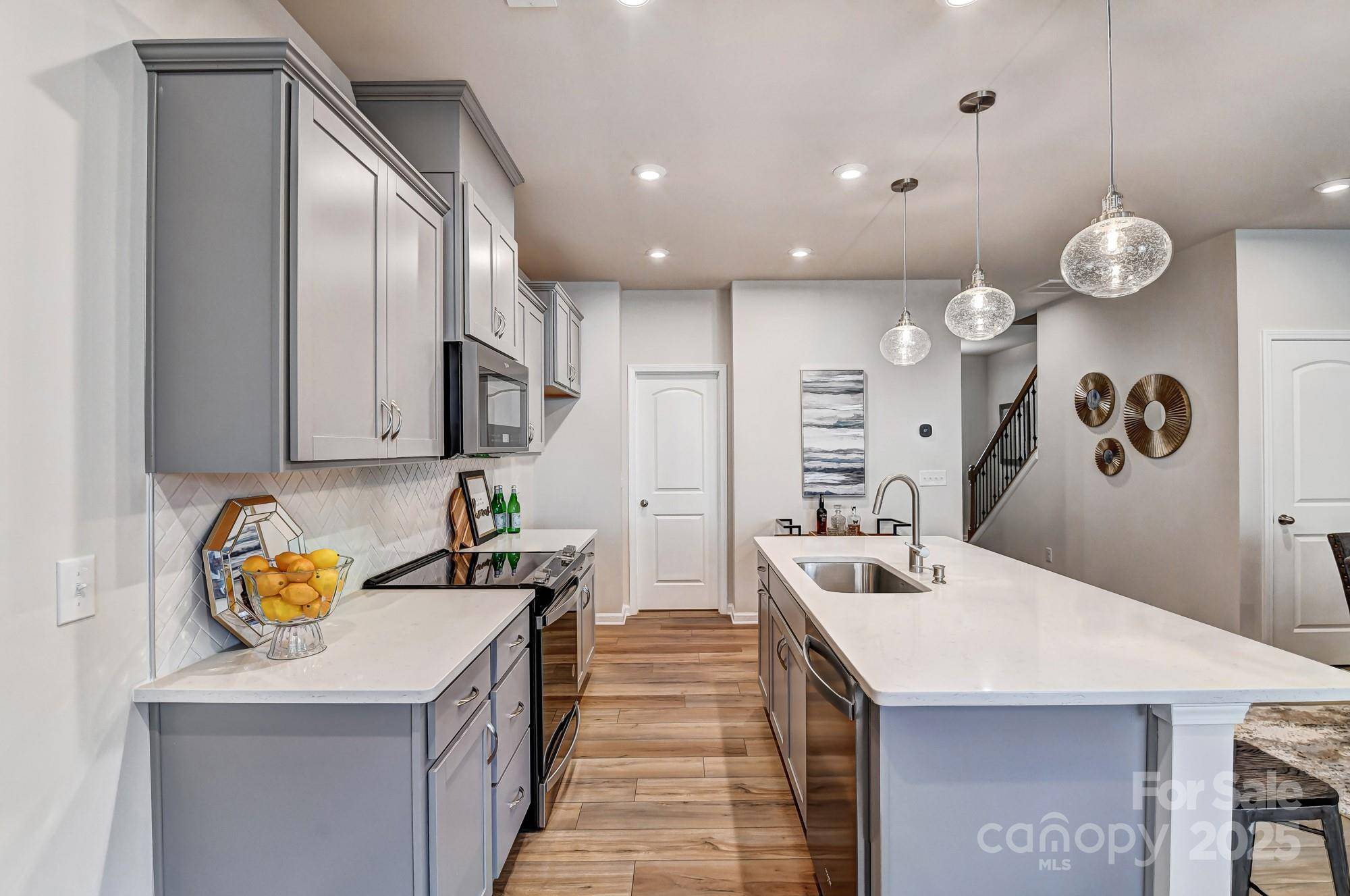 Charlotte, NC 28269,9216 Pagoda Oak DR