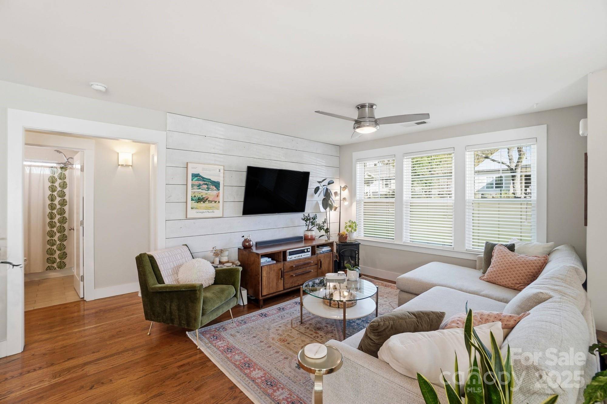 Charlotte, NC 28216,161 N Smallwood PL