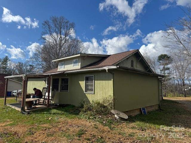 Weaverville, NC 28787,25 Highland ST