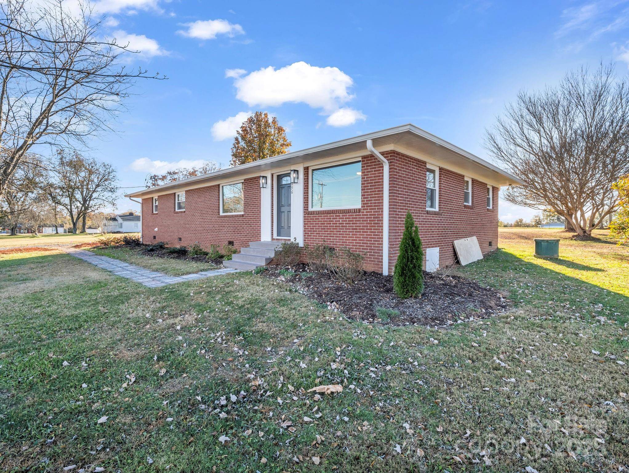 Mooresboro, NC 28114,1696 Race Path Church RD