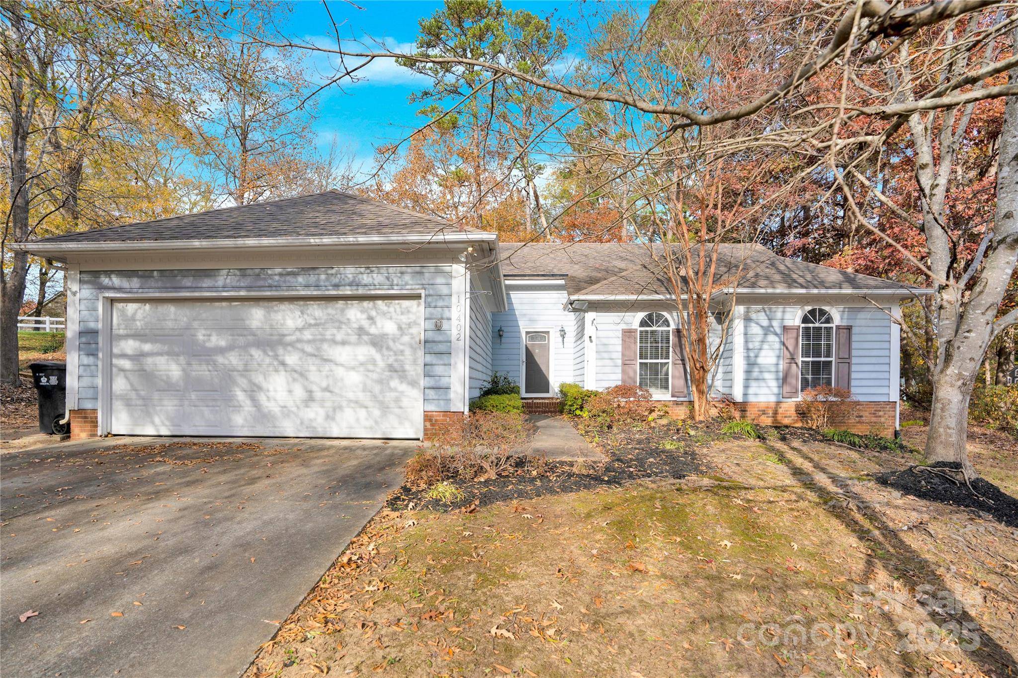 Charlotte, NC 28214,10402 Rolling Glen CT