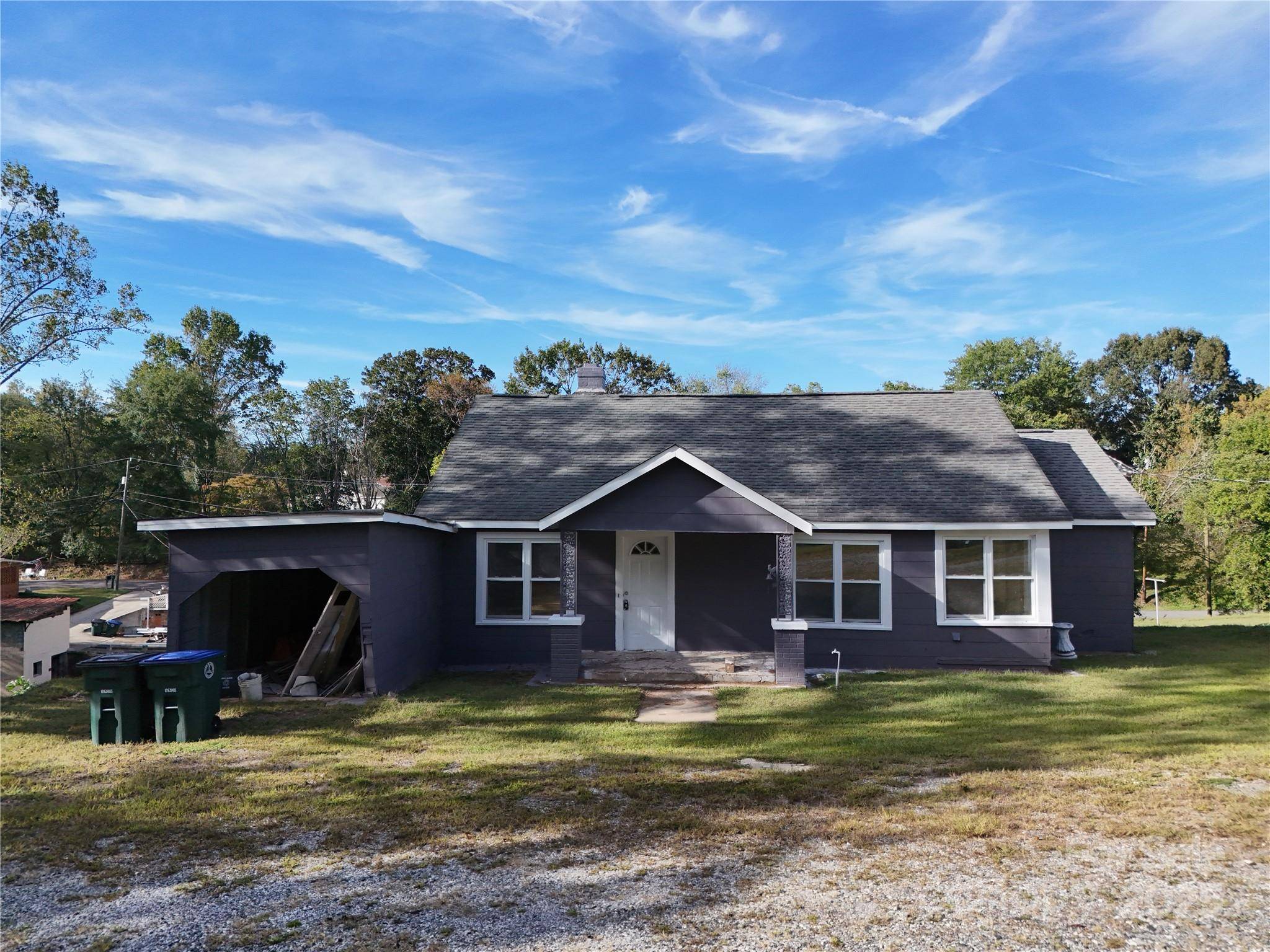 Valdese, NC 28690,612 Washington AVE NW