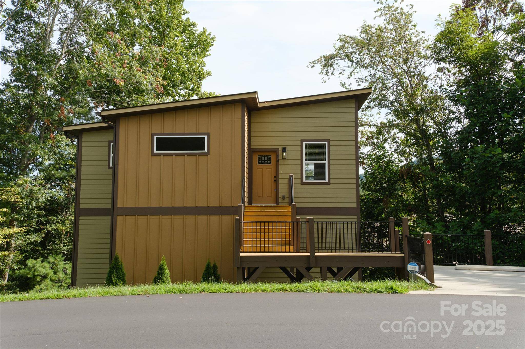 Weaverville, NC 28787,14 Red Maple DR