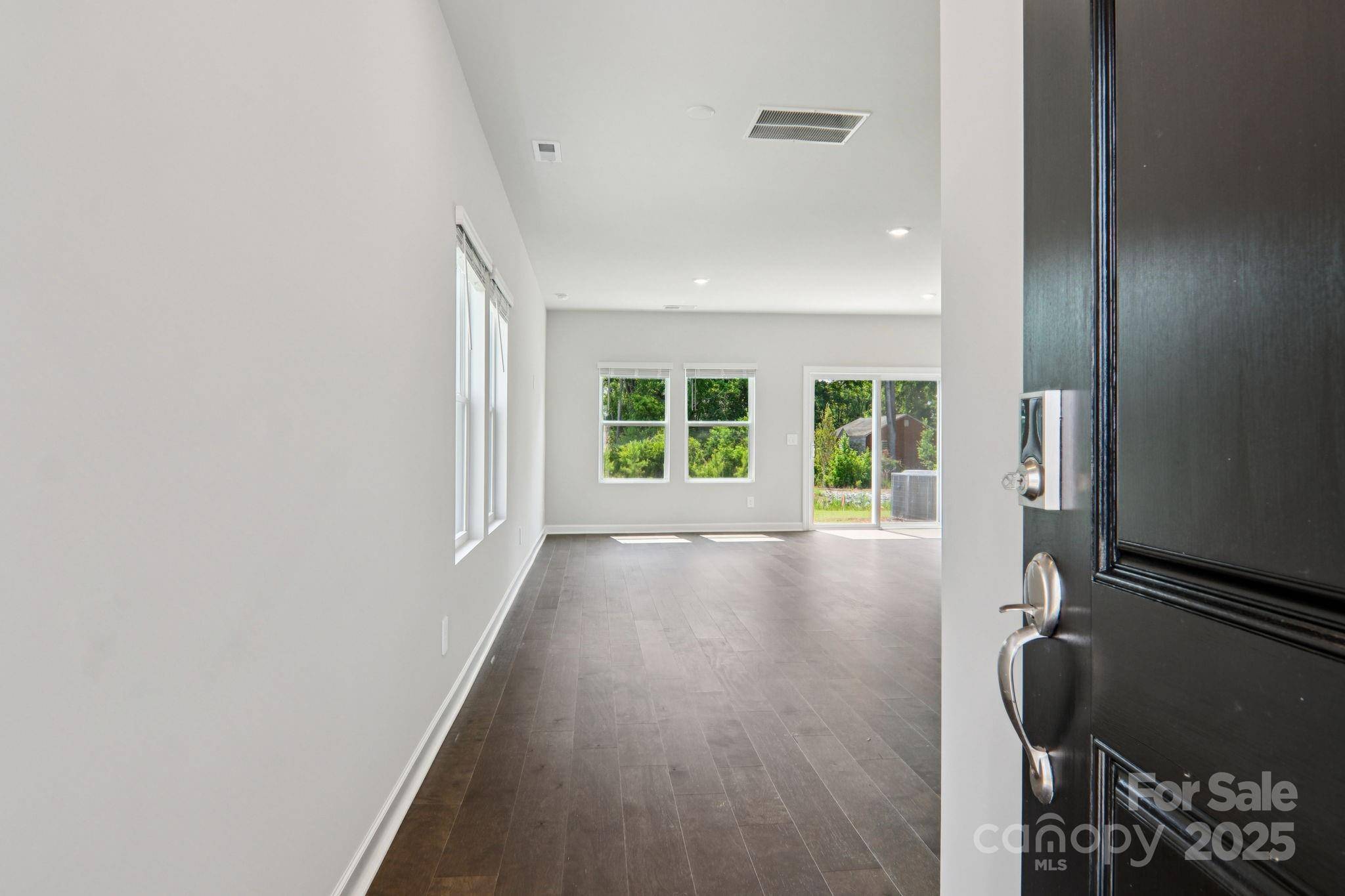 Charlotte, NC 28216,8016 Hidden Springs TRL