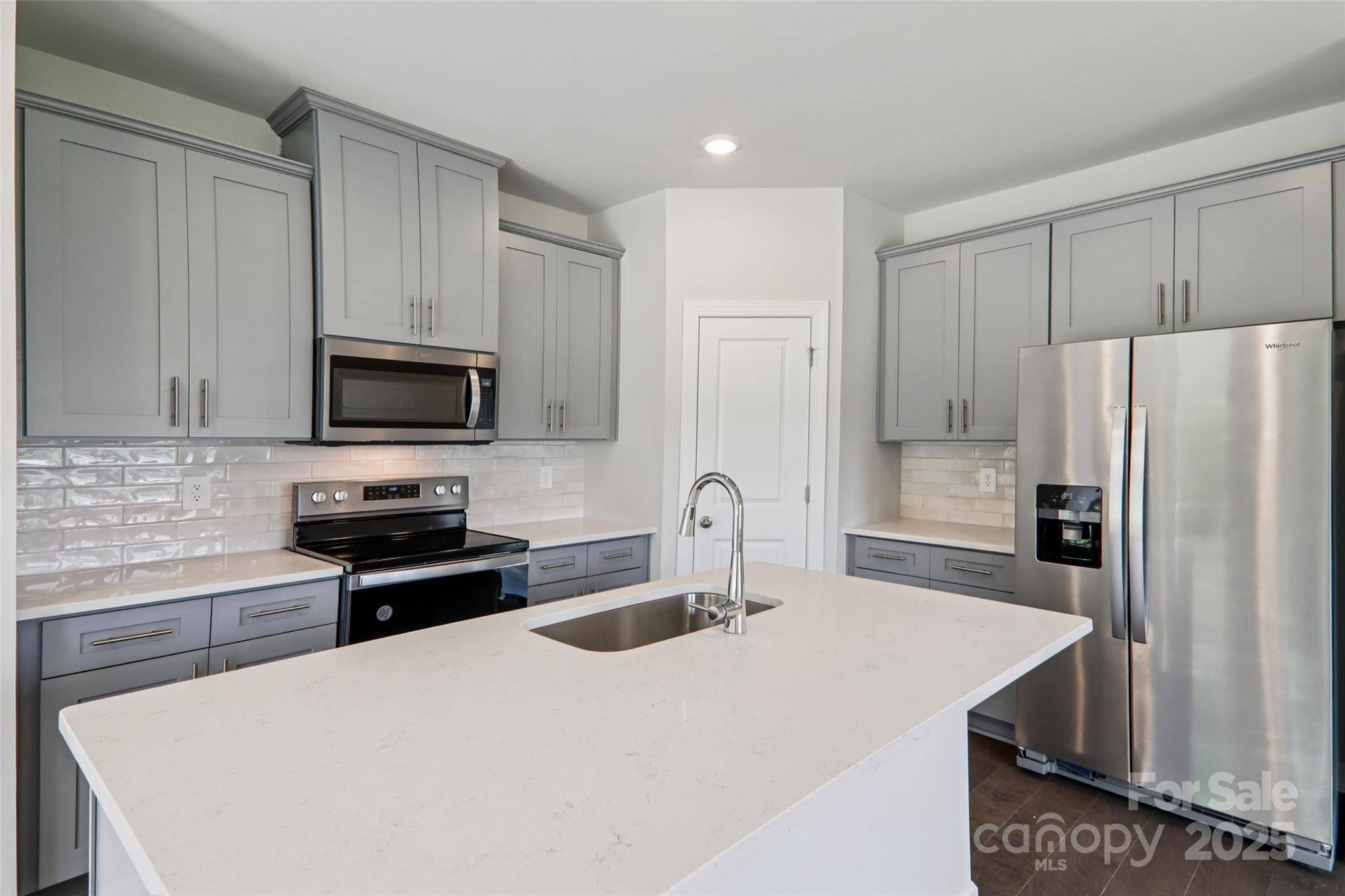 Charlotte, NC 28216,4031 Summit Woods DR