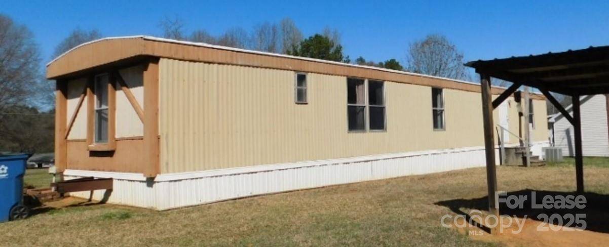 Kannapolis, NC 28083,4244 Sunrise DR