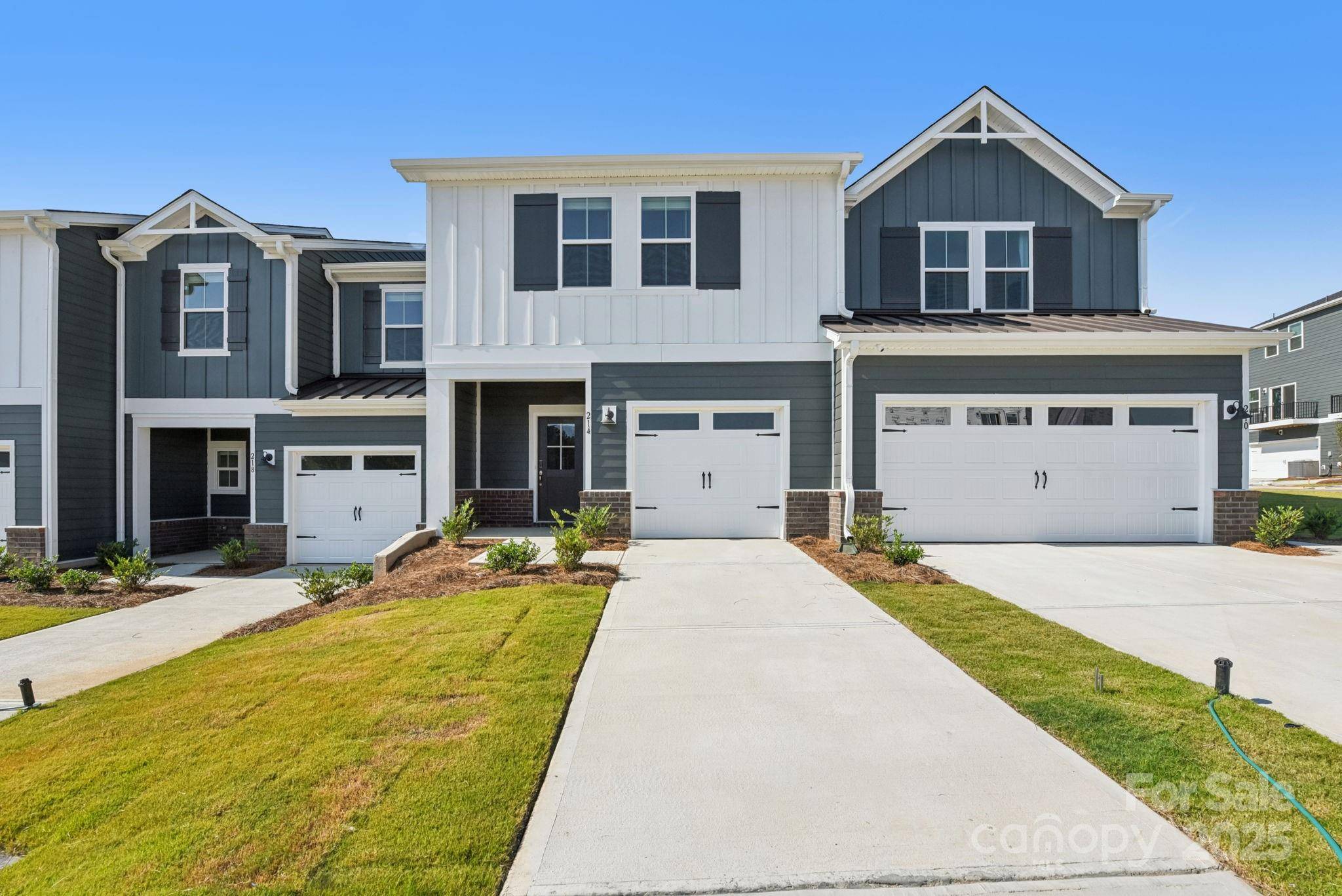Fort Mill, SC 29708,274 Tiger Lily DR