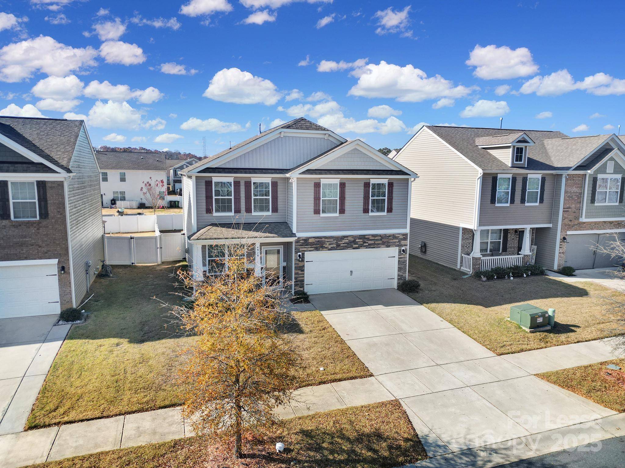 Charlotte, NC 28216,4918 Traynor RD