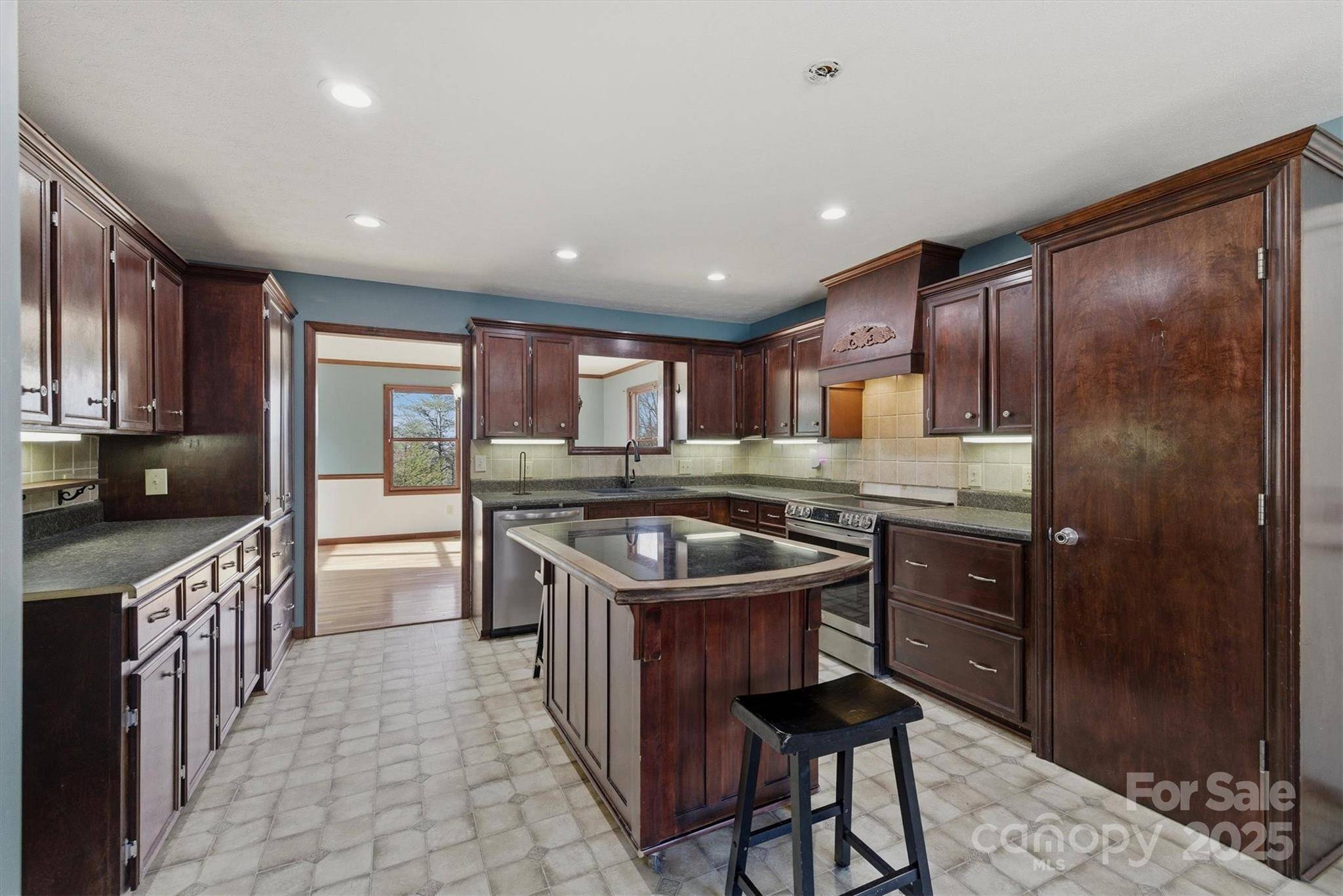 Morganton, NC 28655,5341 Reese Store AVE