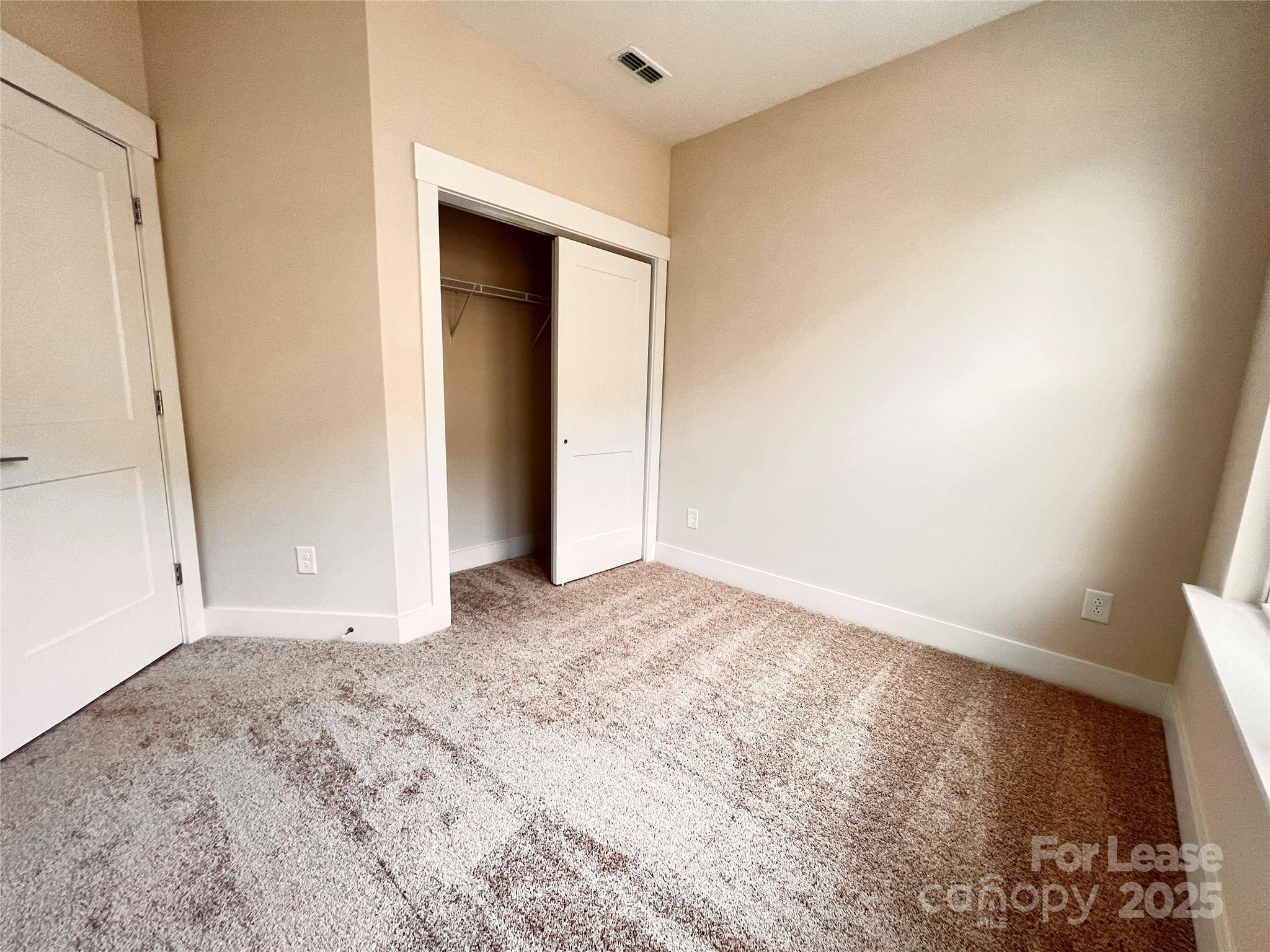 Charlotte, NC 28205,3011 Citizens LN