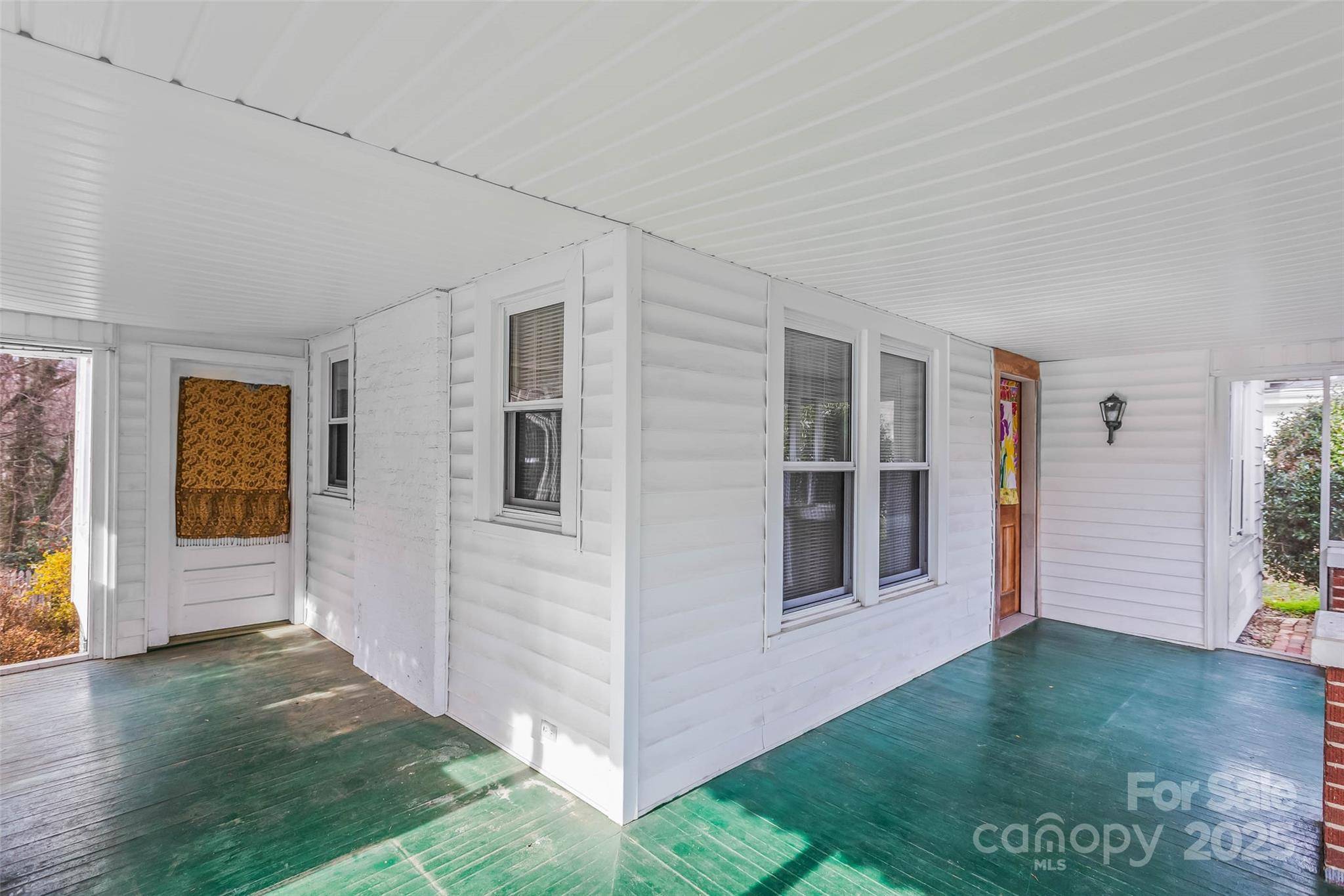 Winston Salem, NC 27103,800 S Sunset DR