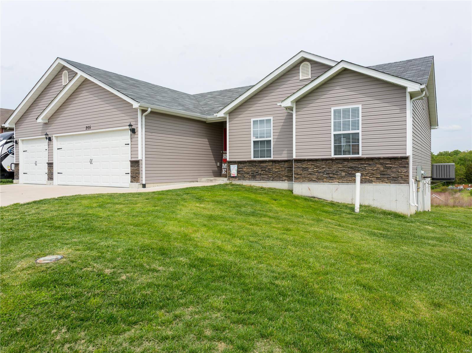 Hillsboro, MO 63050,205 Hawkshire CT